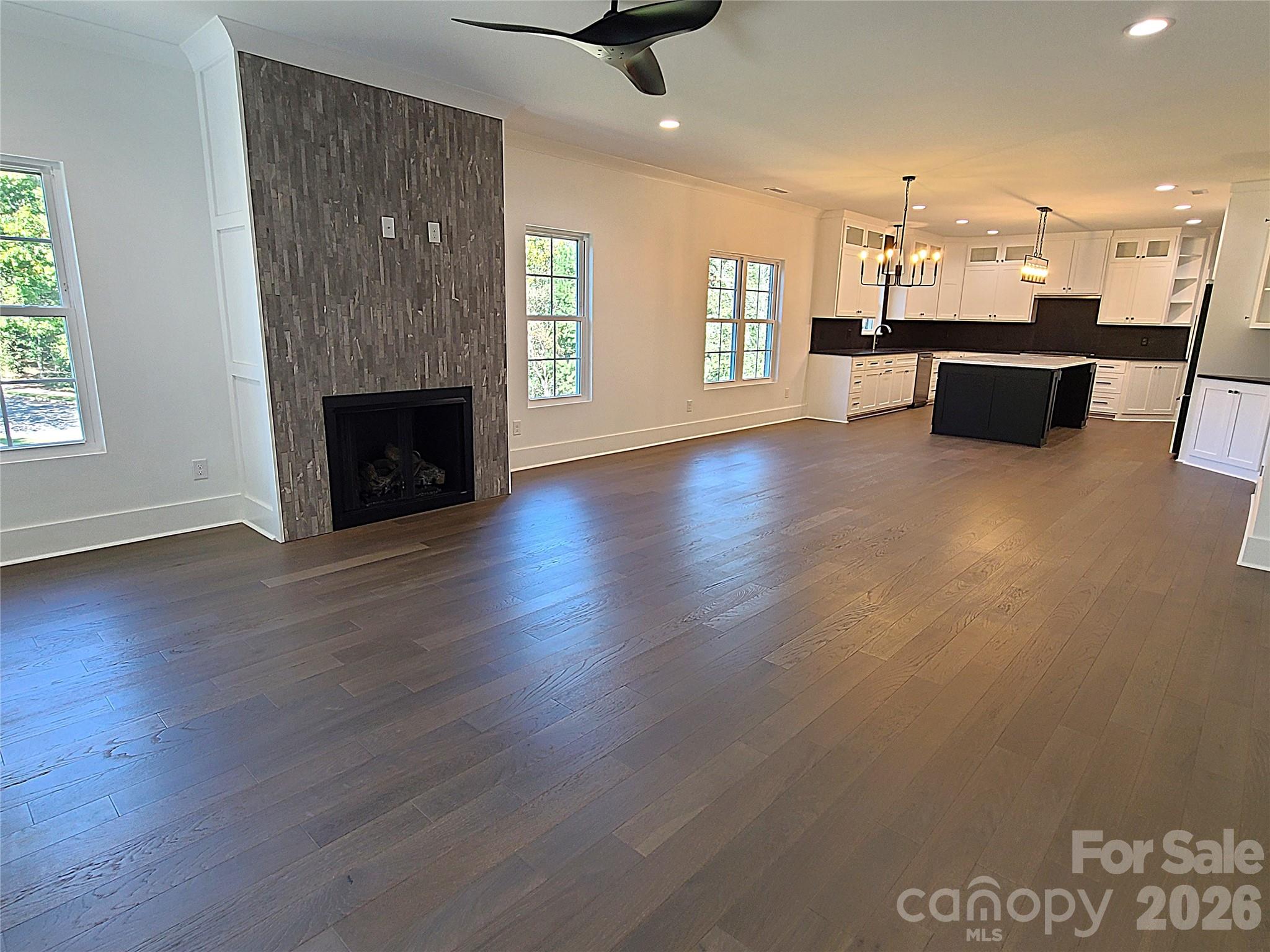 444 19th Avenue Circle NW — Hickory