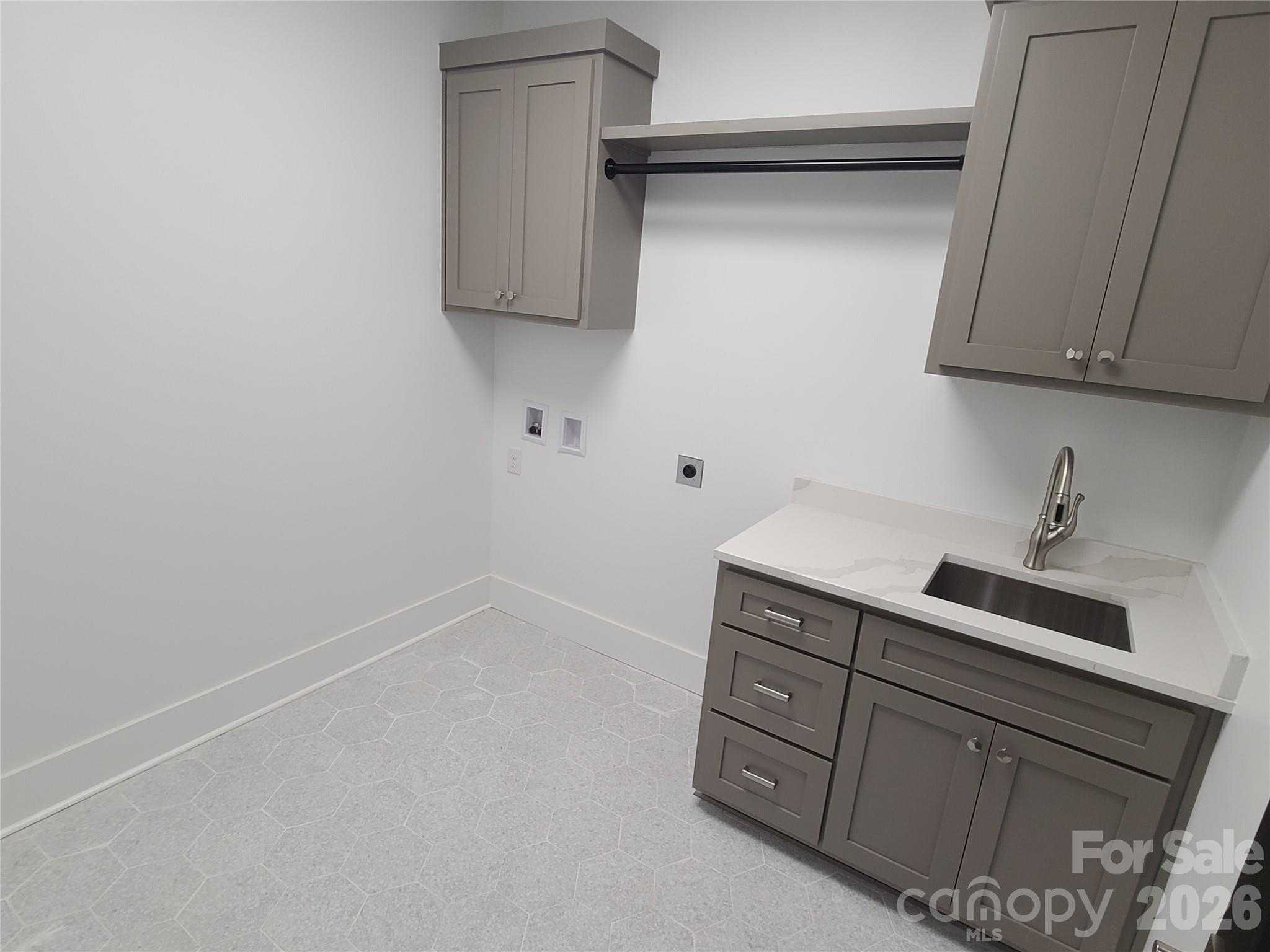 444 19th Avenue Circle NW — Hickory