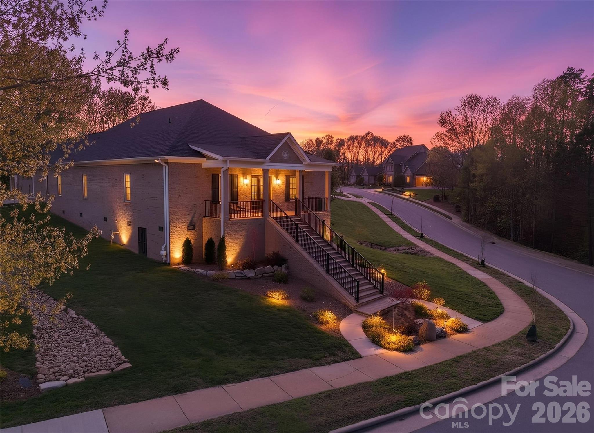 444 19th Avenue Circle NW — Hickory