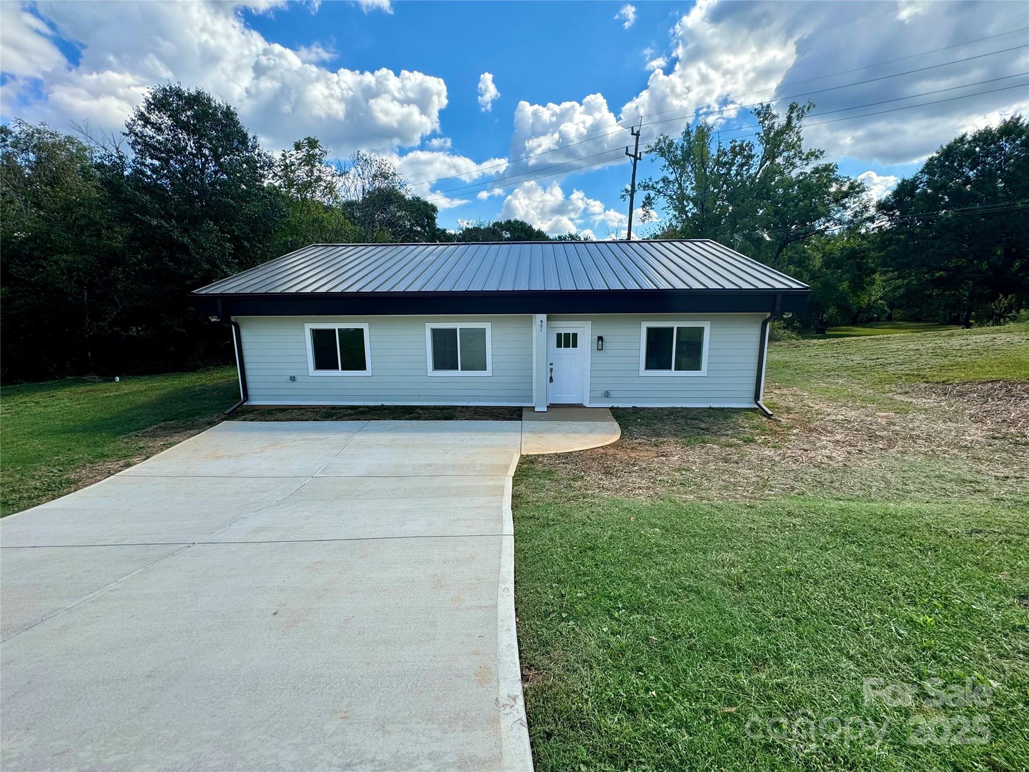 901 Linney Lane — Shelby