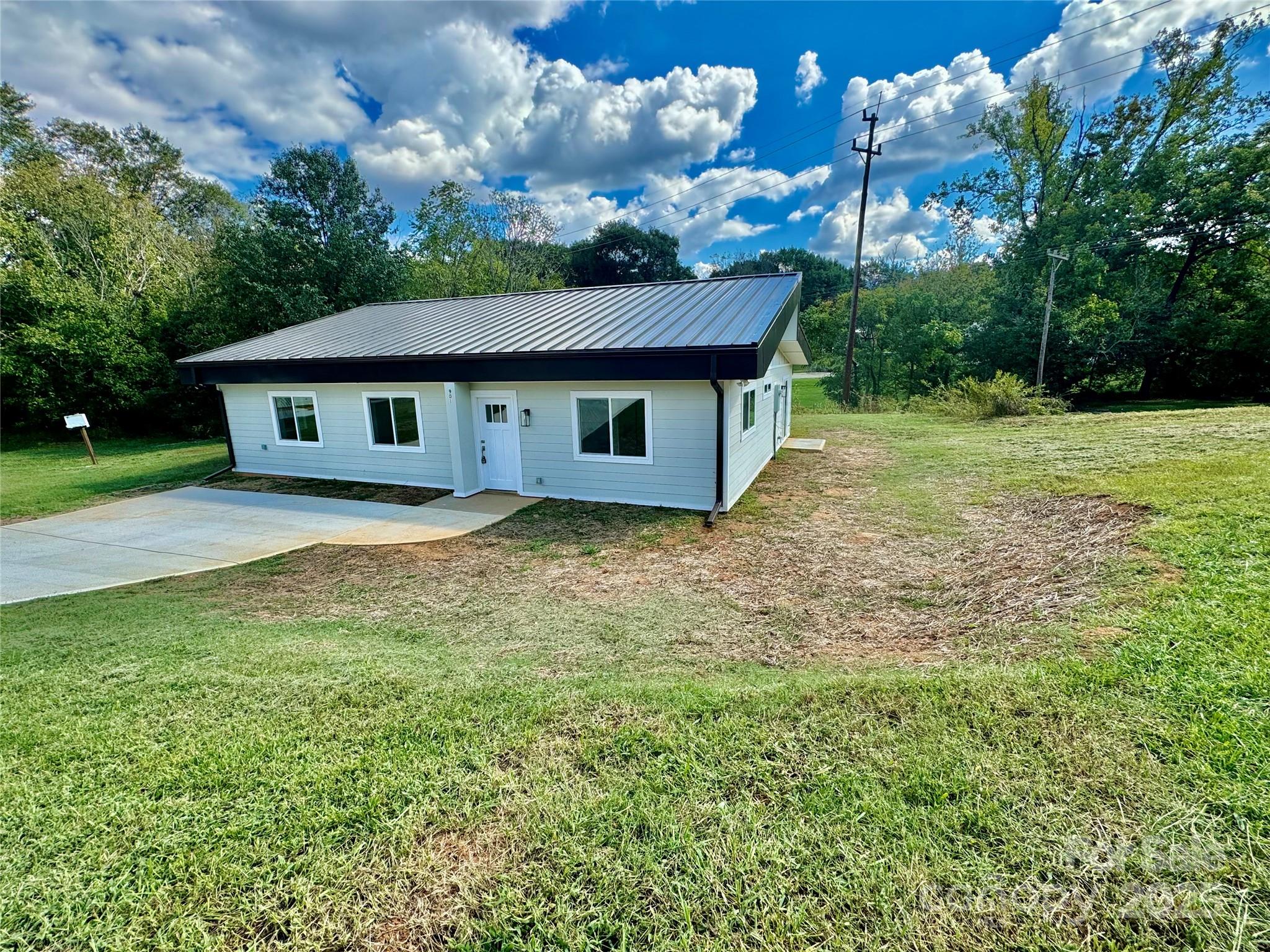 901 Linney Lane — Shelby