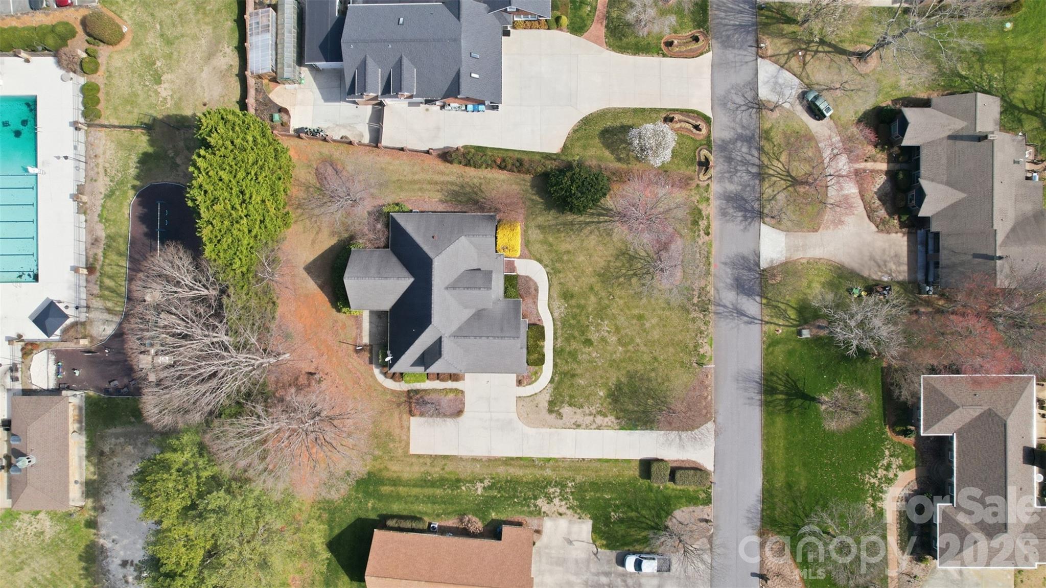 2488 Birdie Lane NE — Conover