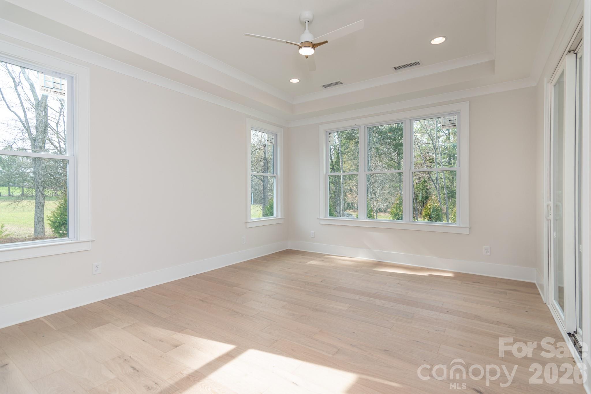 12813 Mayes Road — Huntersville