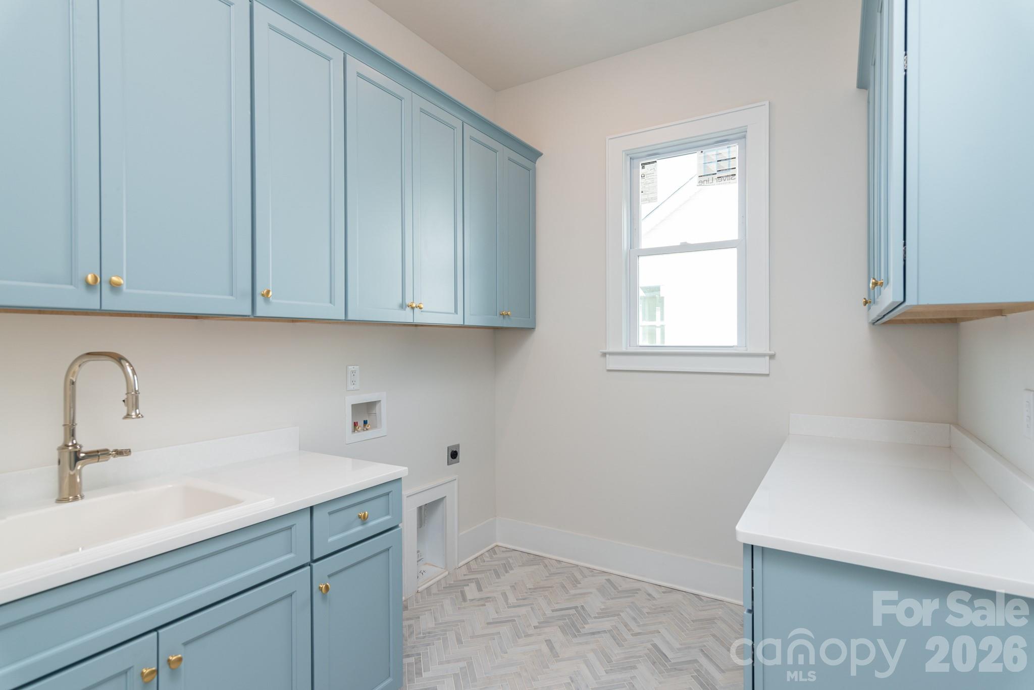 12813 Mayes Road — Huntersville