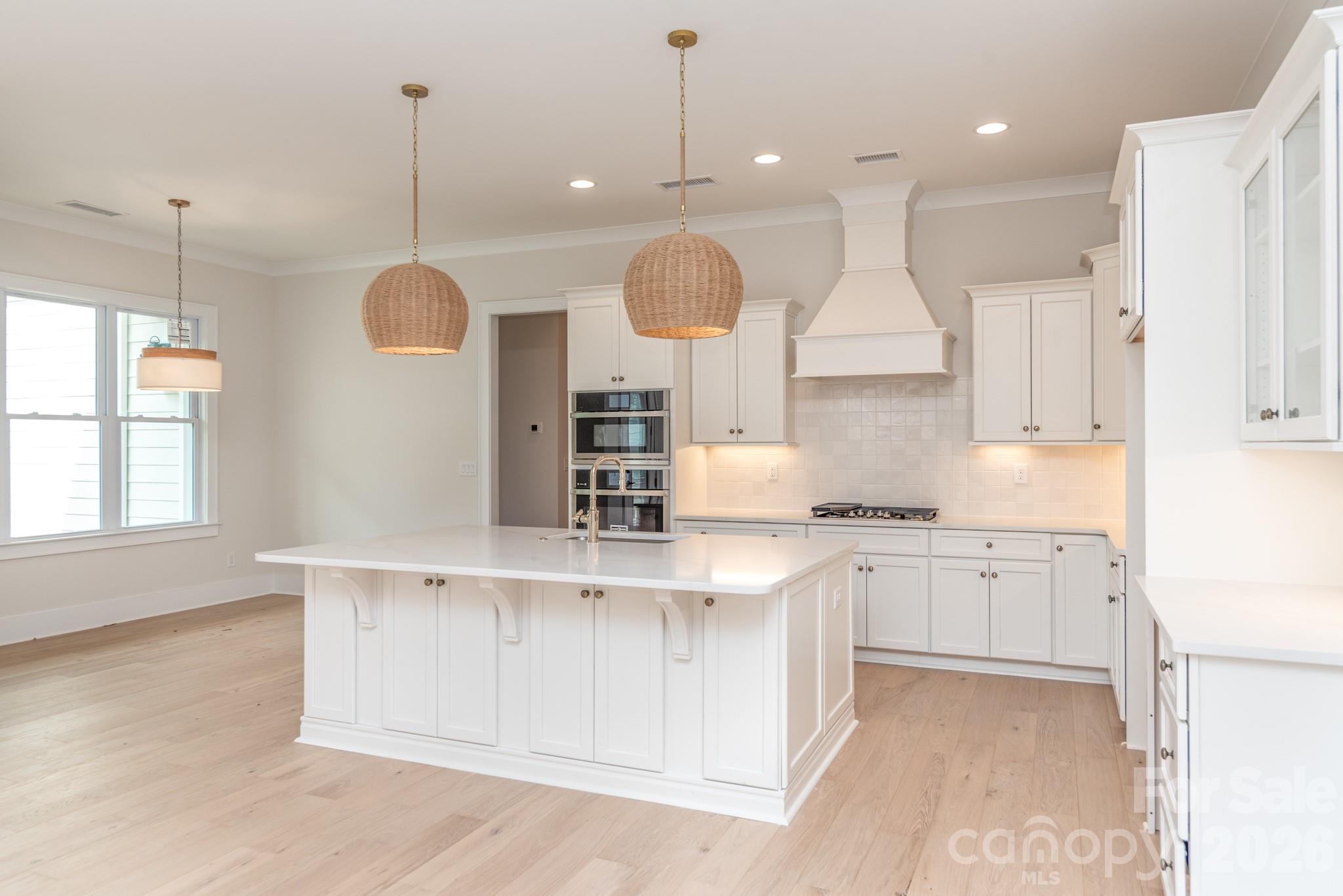 12813 Mayes Road — Huntersville
