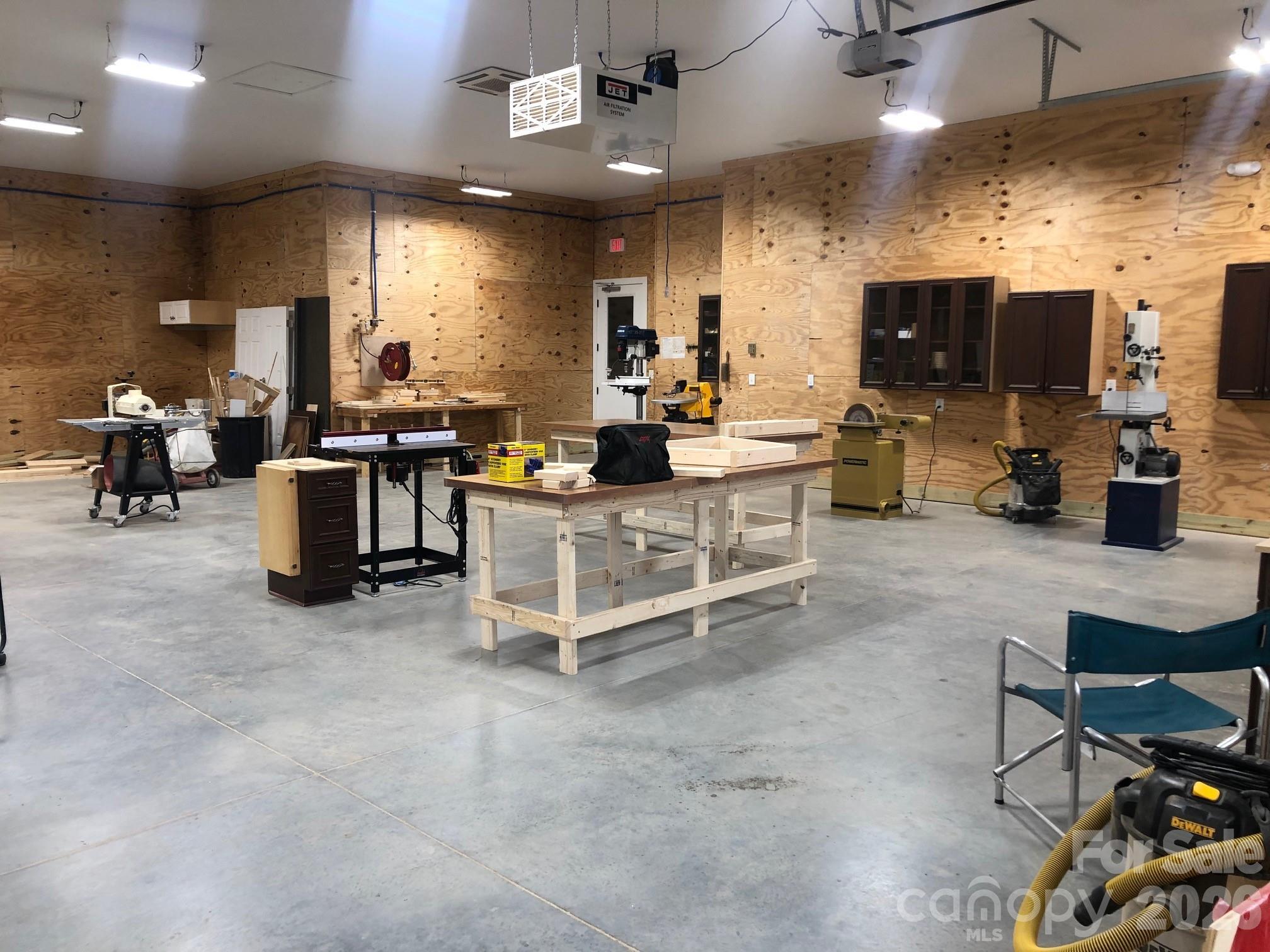 12817 Mayes Road — Huntersville
