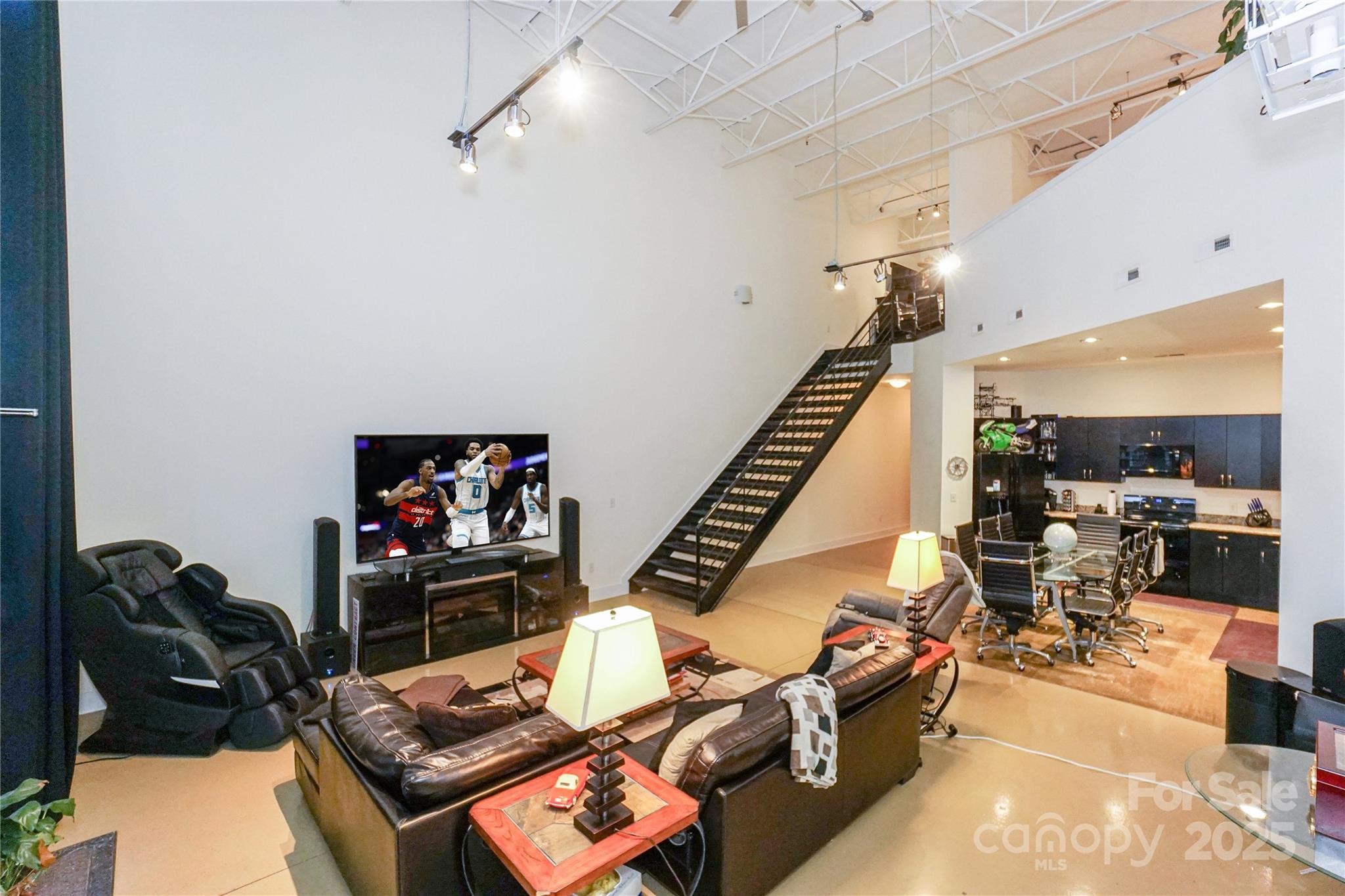 929 Westmere Avenue — Charlotte