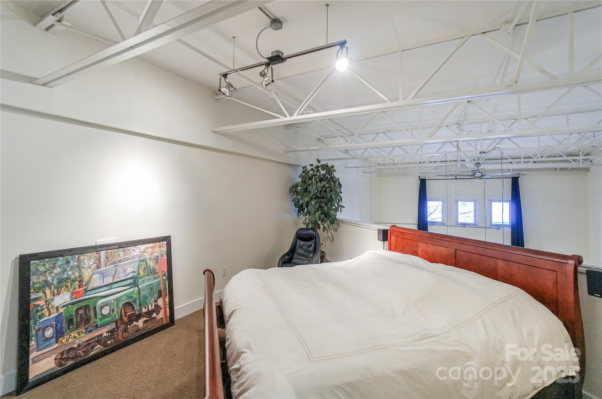 929 Westmere Avenue — Charlotte
