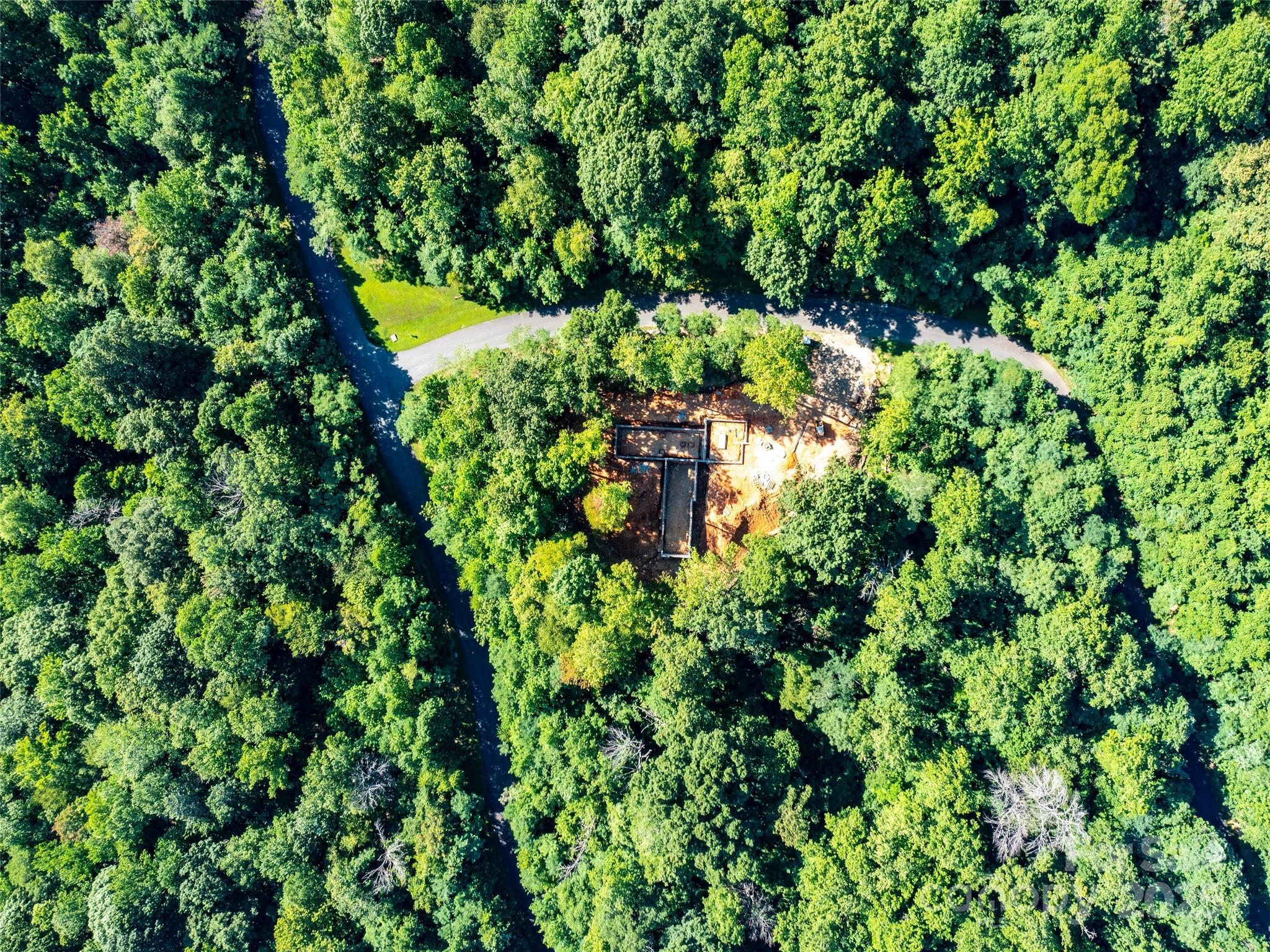 2140 Harm Creek Loop — Mill Spring