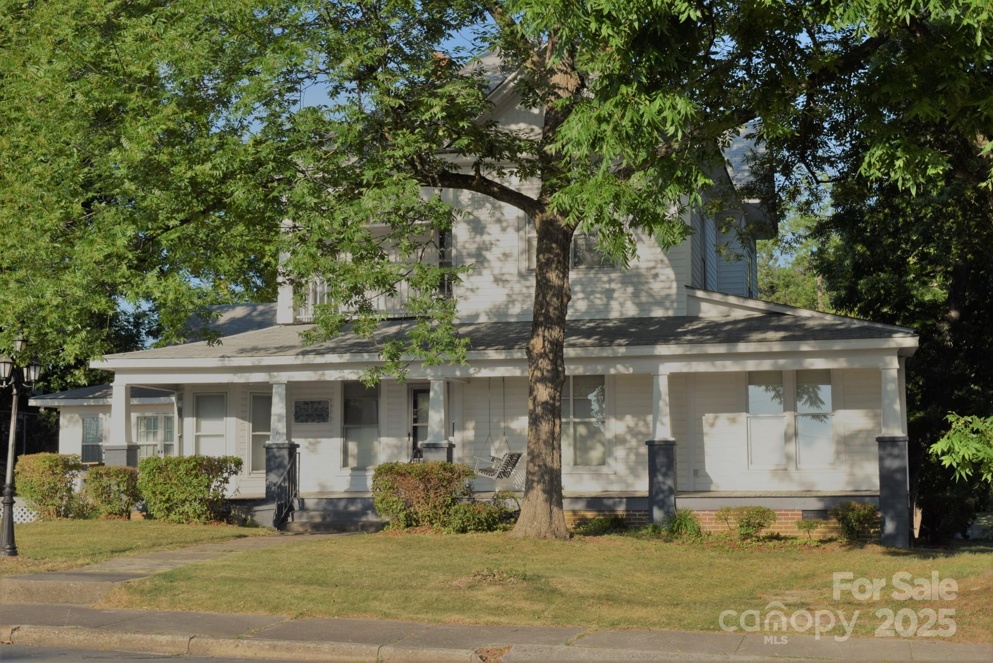 115 S Pearl Street — Troy