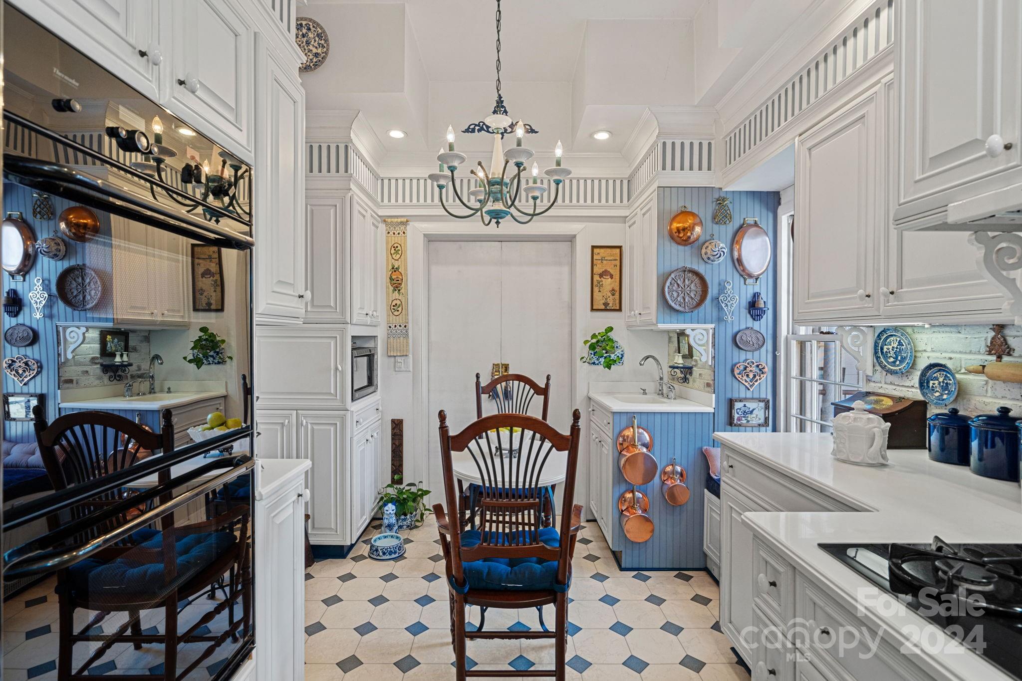 104 Leslie Loop — Mooresville