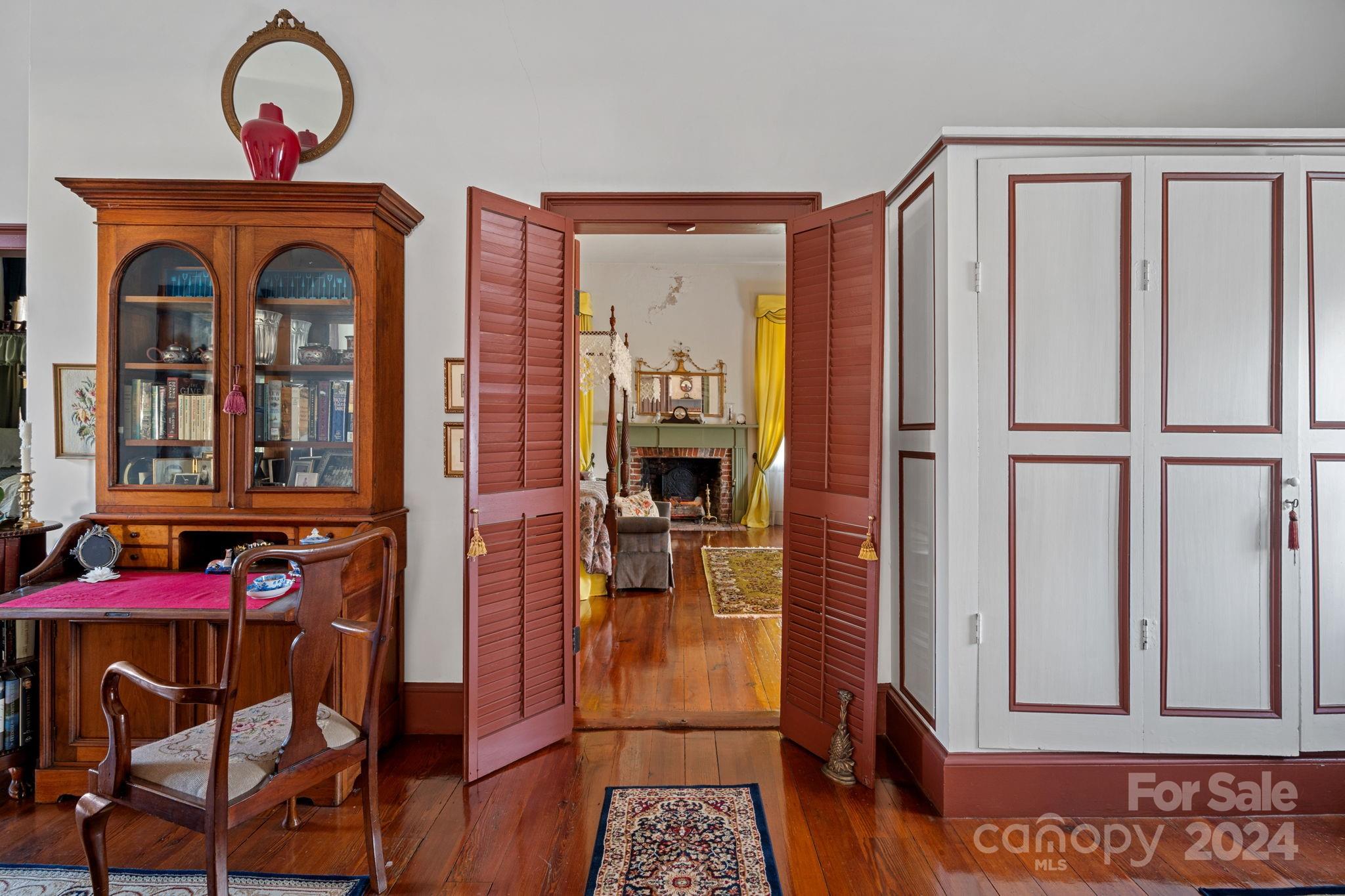 104 Leslie Loop — Mooresville