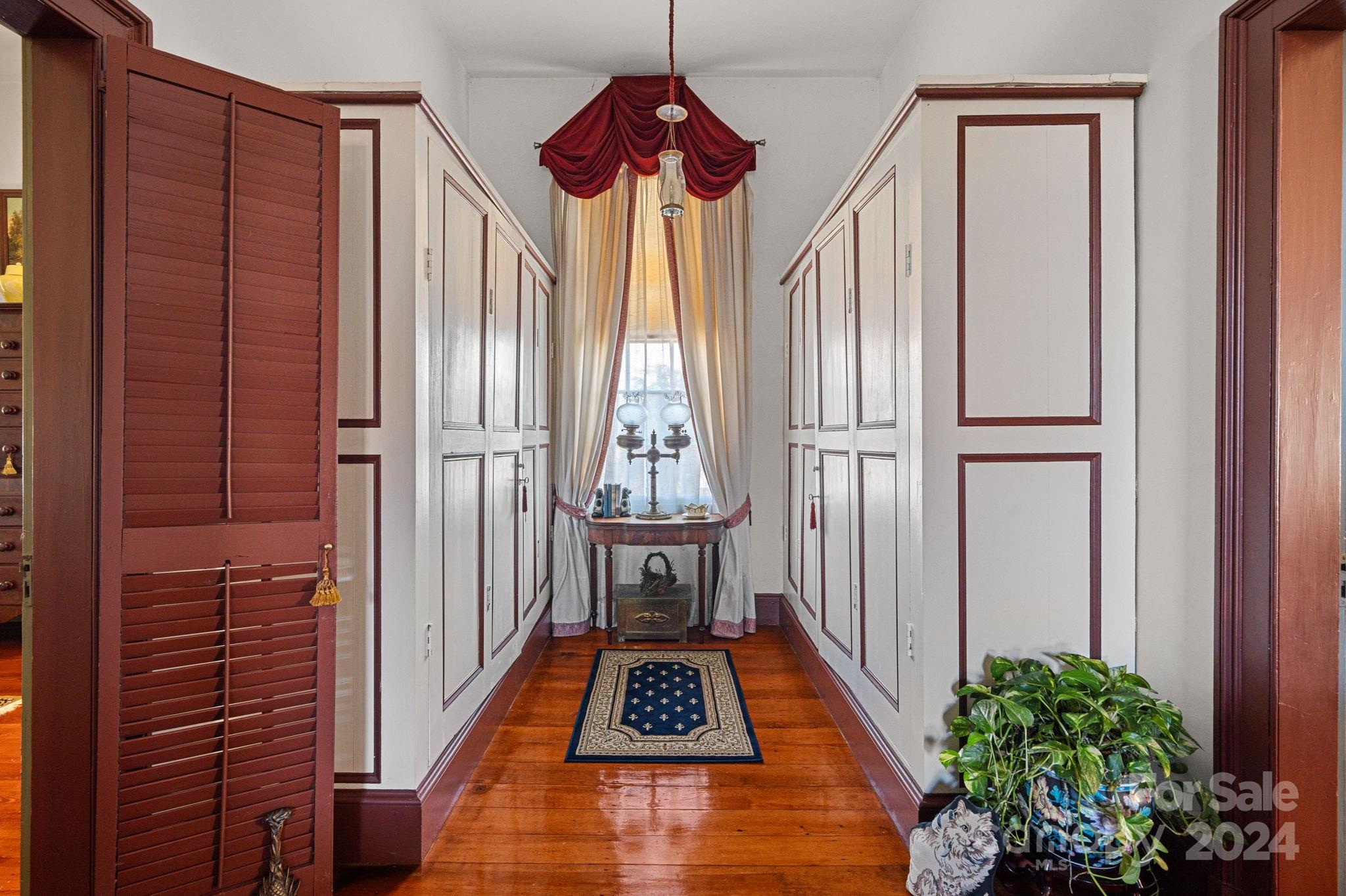 104 Leslie Loop — Mooresville
