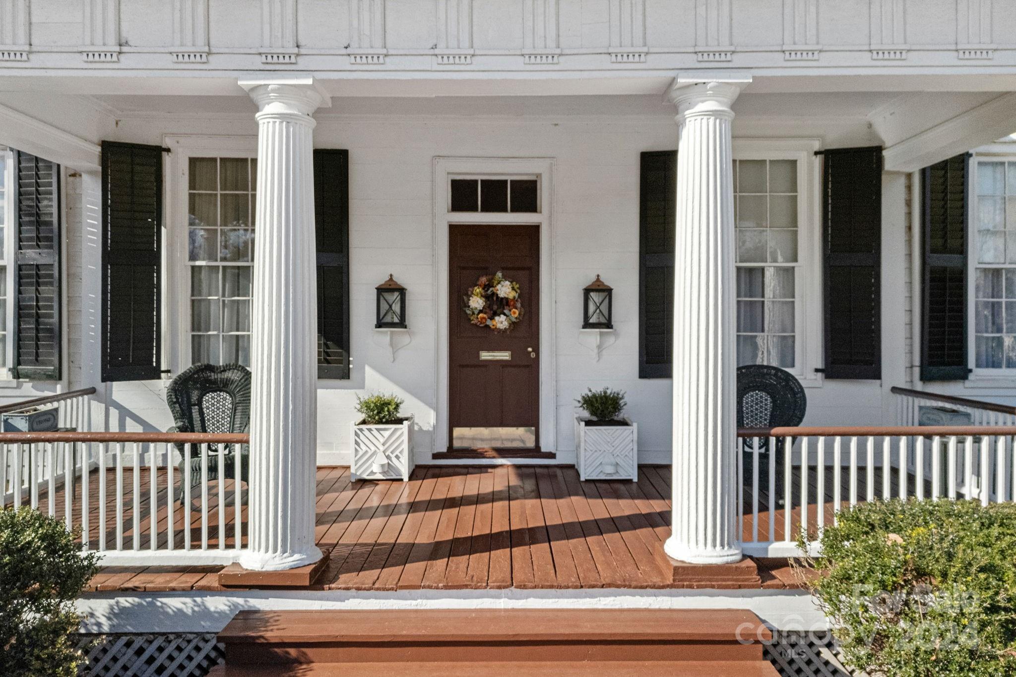 104 Leslie Loop — Mooresville