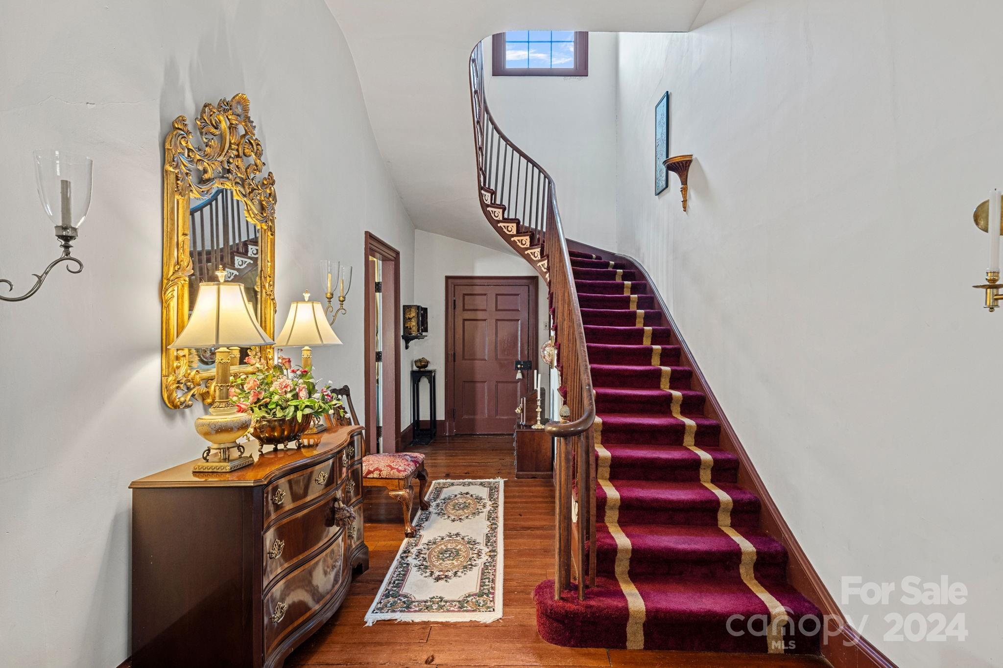 104 Leslie Loop — Mooresville