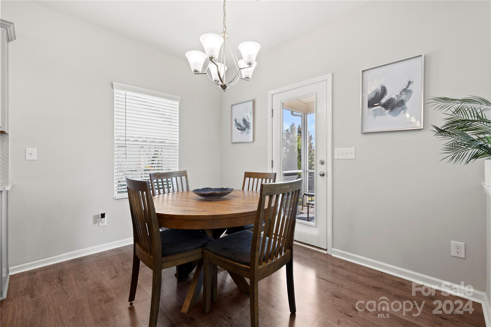 1568 Whitman Court — York