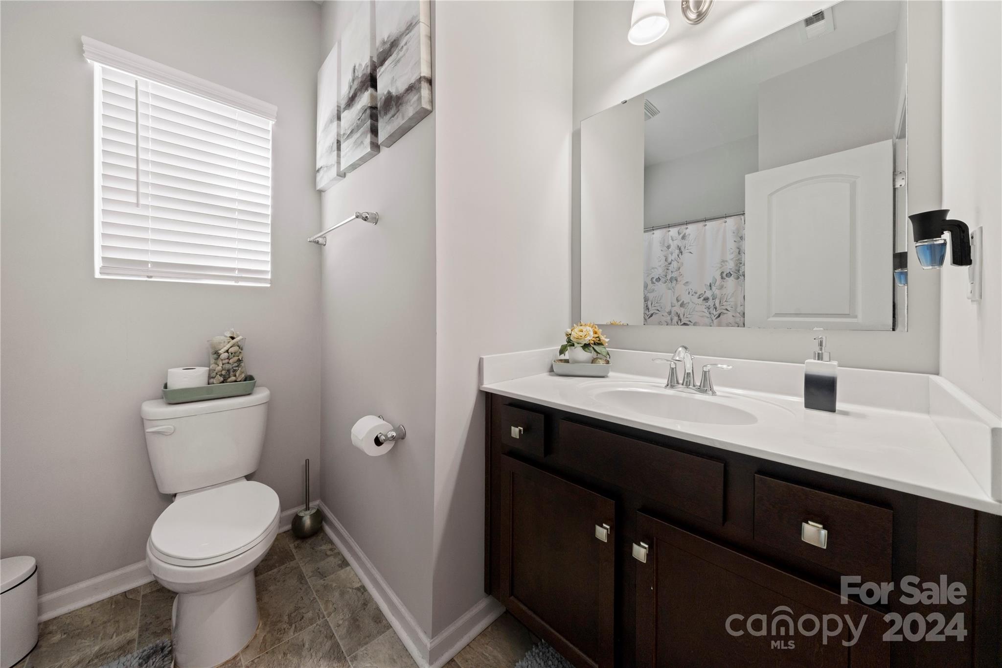 1568 Whitman Court — York