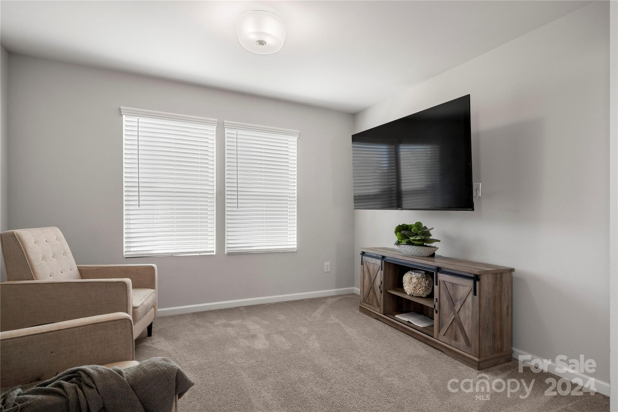 1568 Whitman Court — York