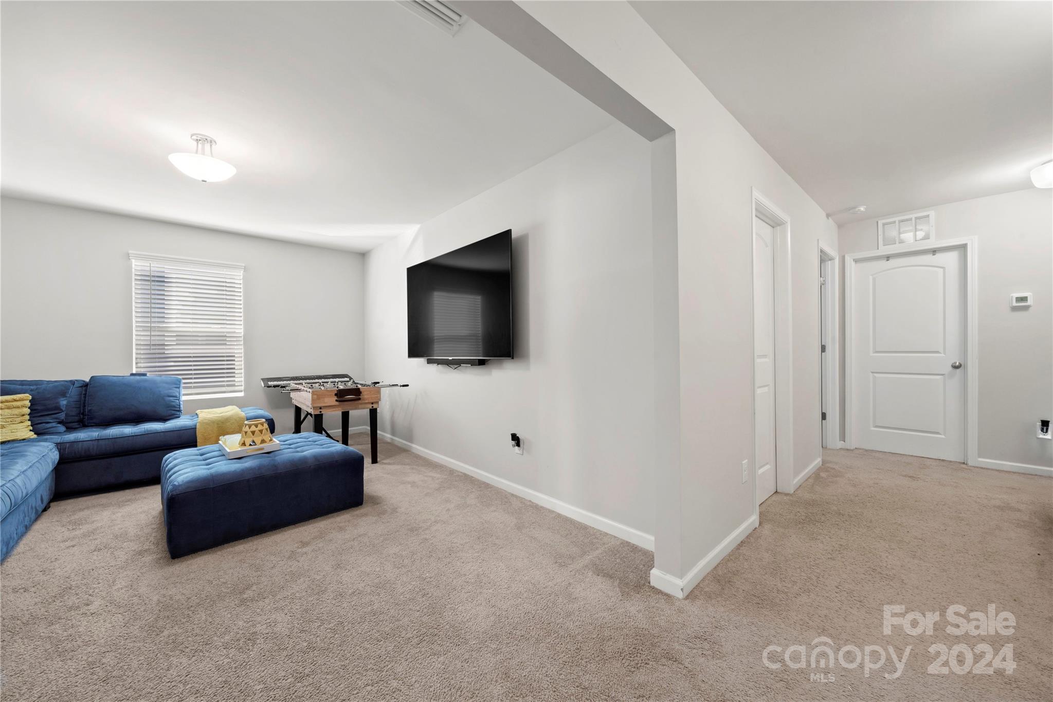 1568 Whitman Court — York