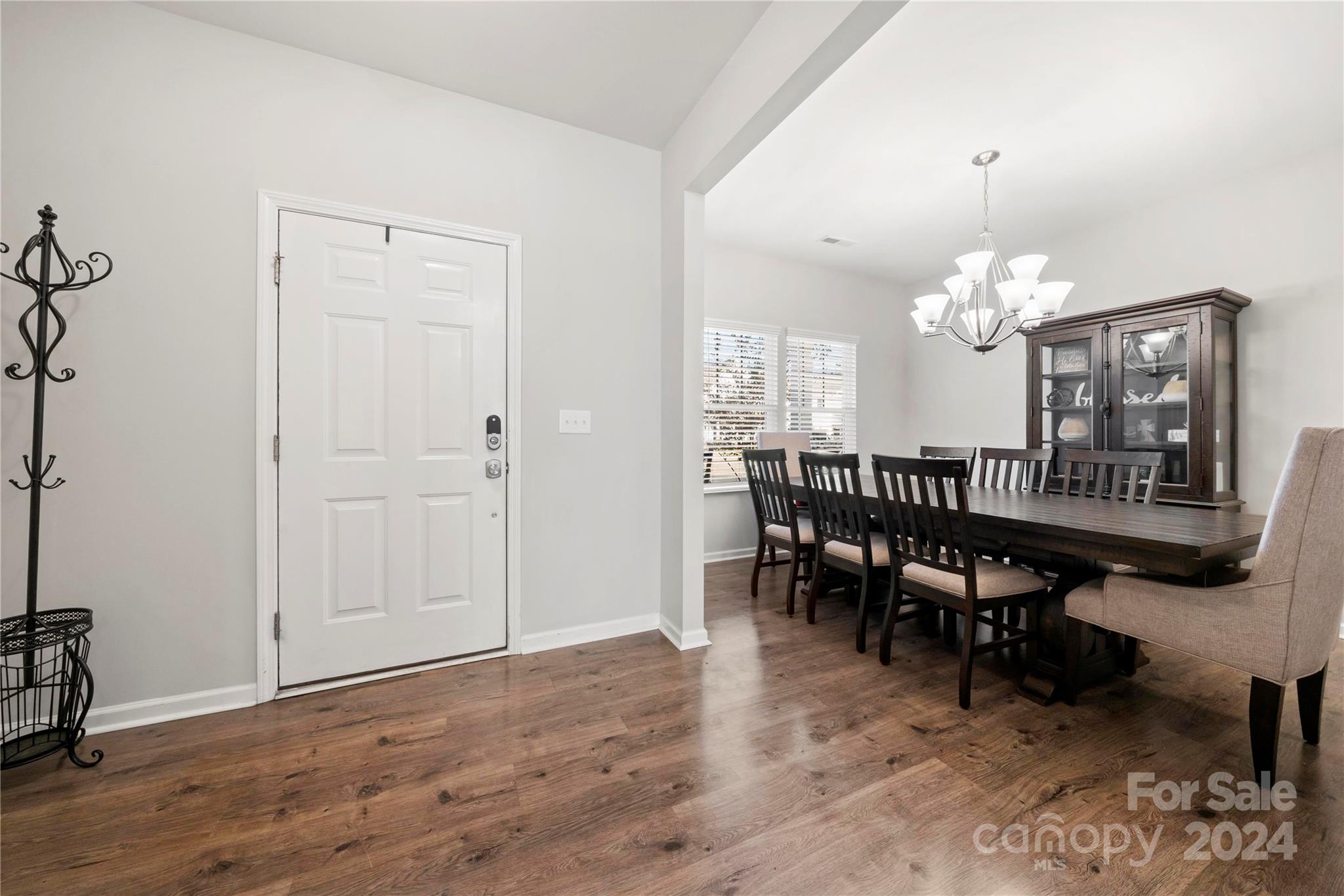 1568 Whitman Court — York