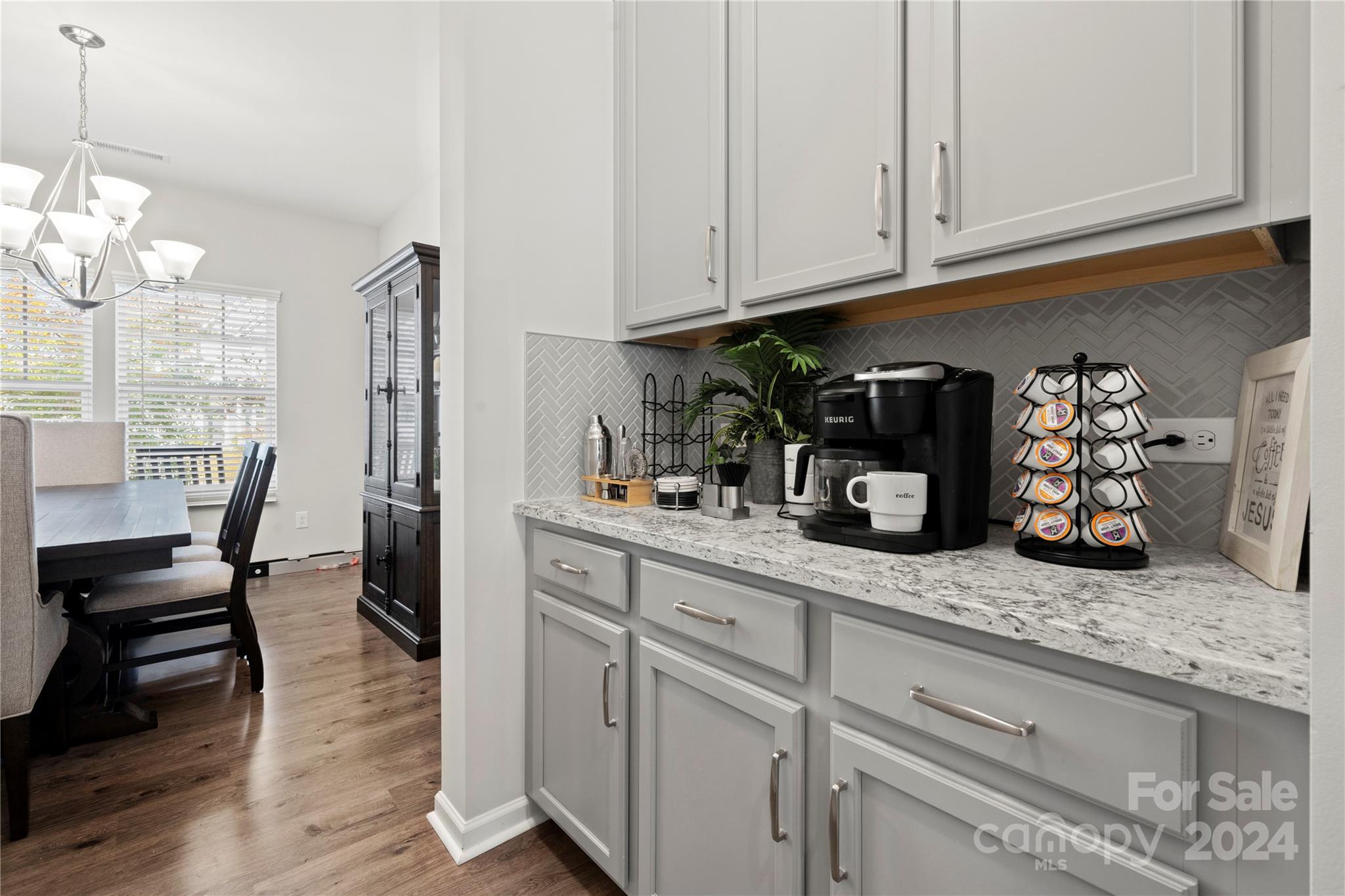 1568 Whitman Court — York