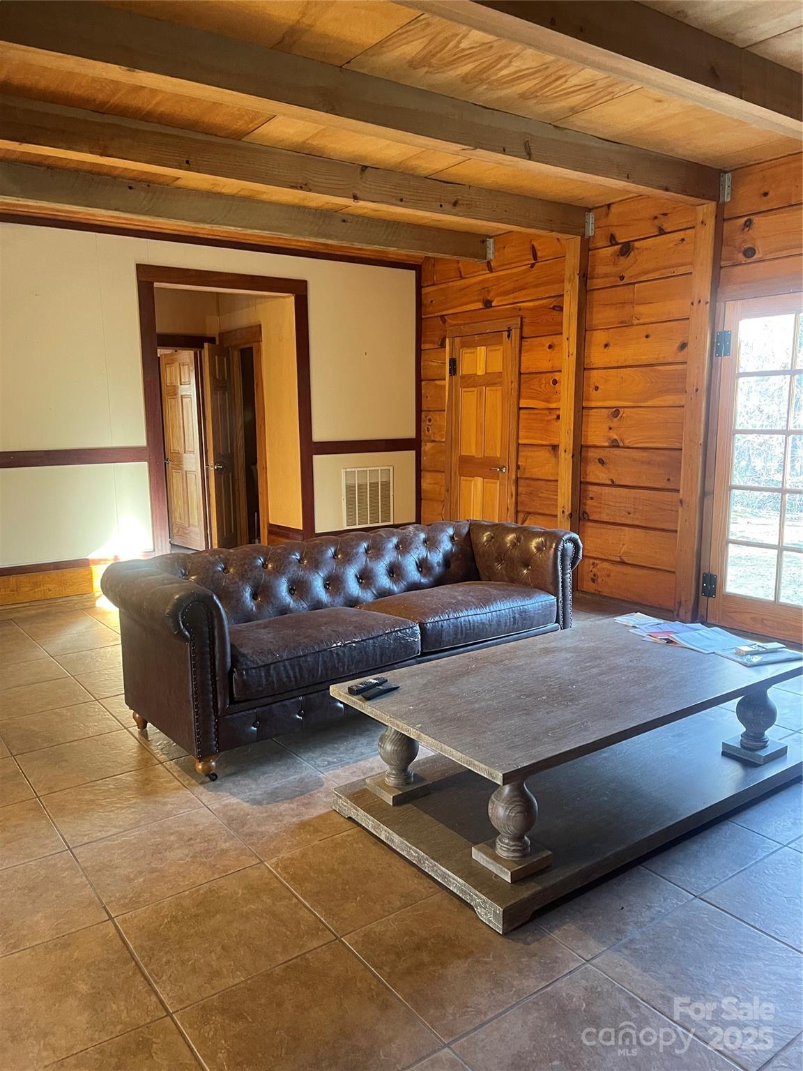 1386 Old Pinckney Road — York