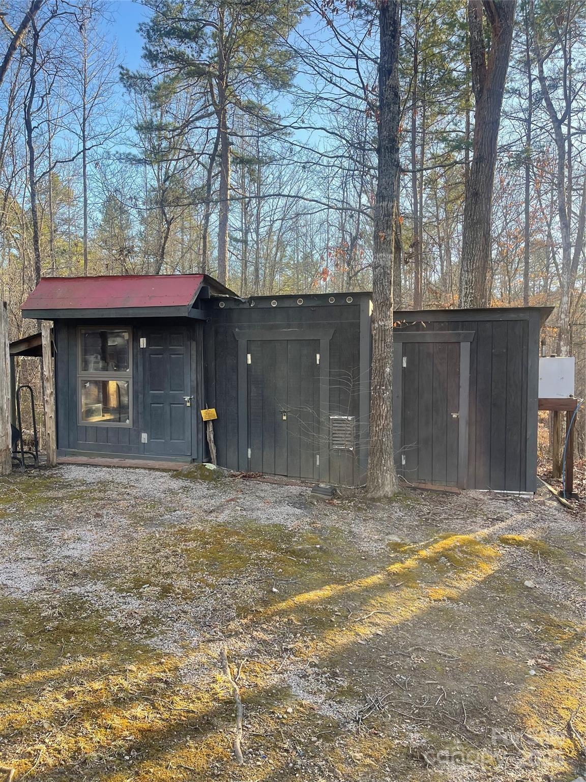 1386 Old Pinckney Road — York