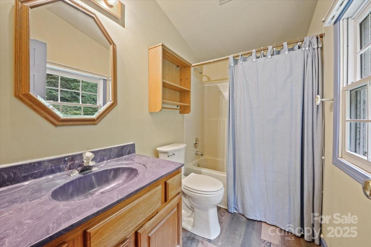 5580 Greenville Highway — Brevard
