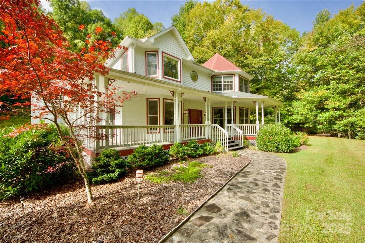 5580 Greenville Highway — Brevard