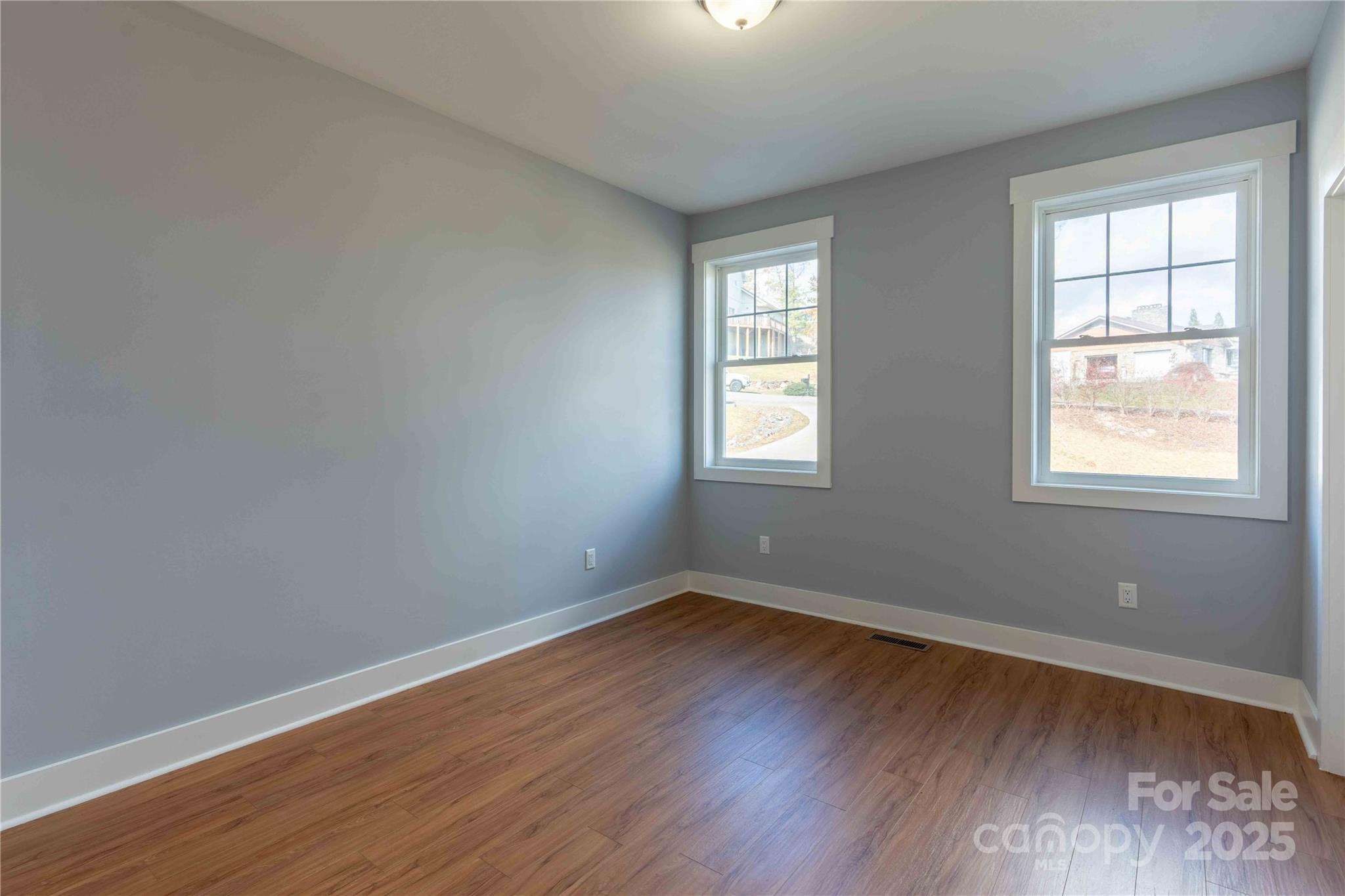 2637 Bowden Lane — Hendersonville
