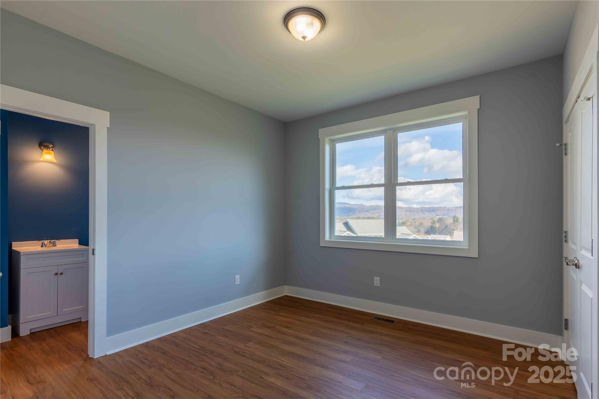 2637 Bowden Lane — Hendersonville