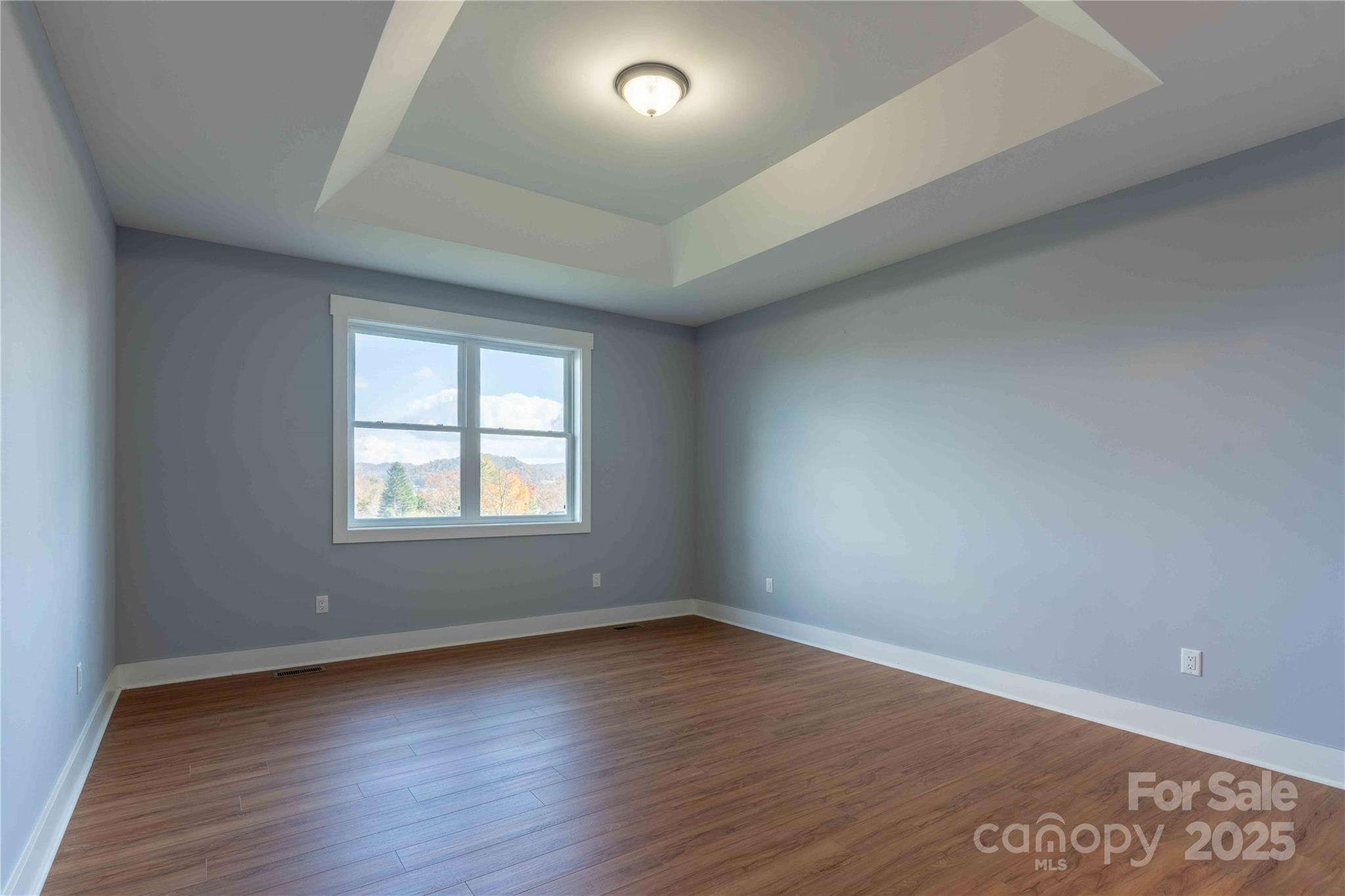 2637 Bowden Lane — Hendersonville