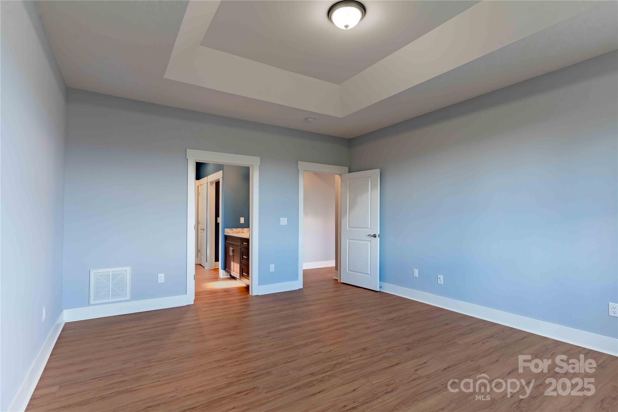 2637 Bowden Lane — Hendersonville