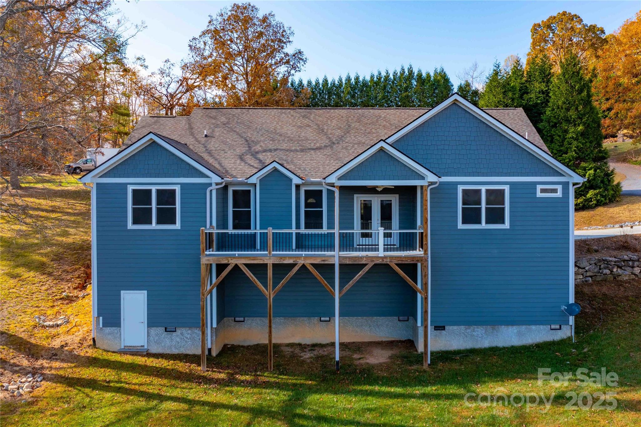 2637 Bowden Lane — Hendersonville
