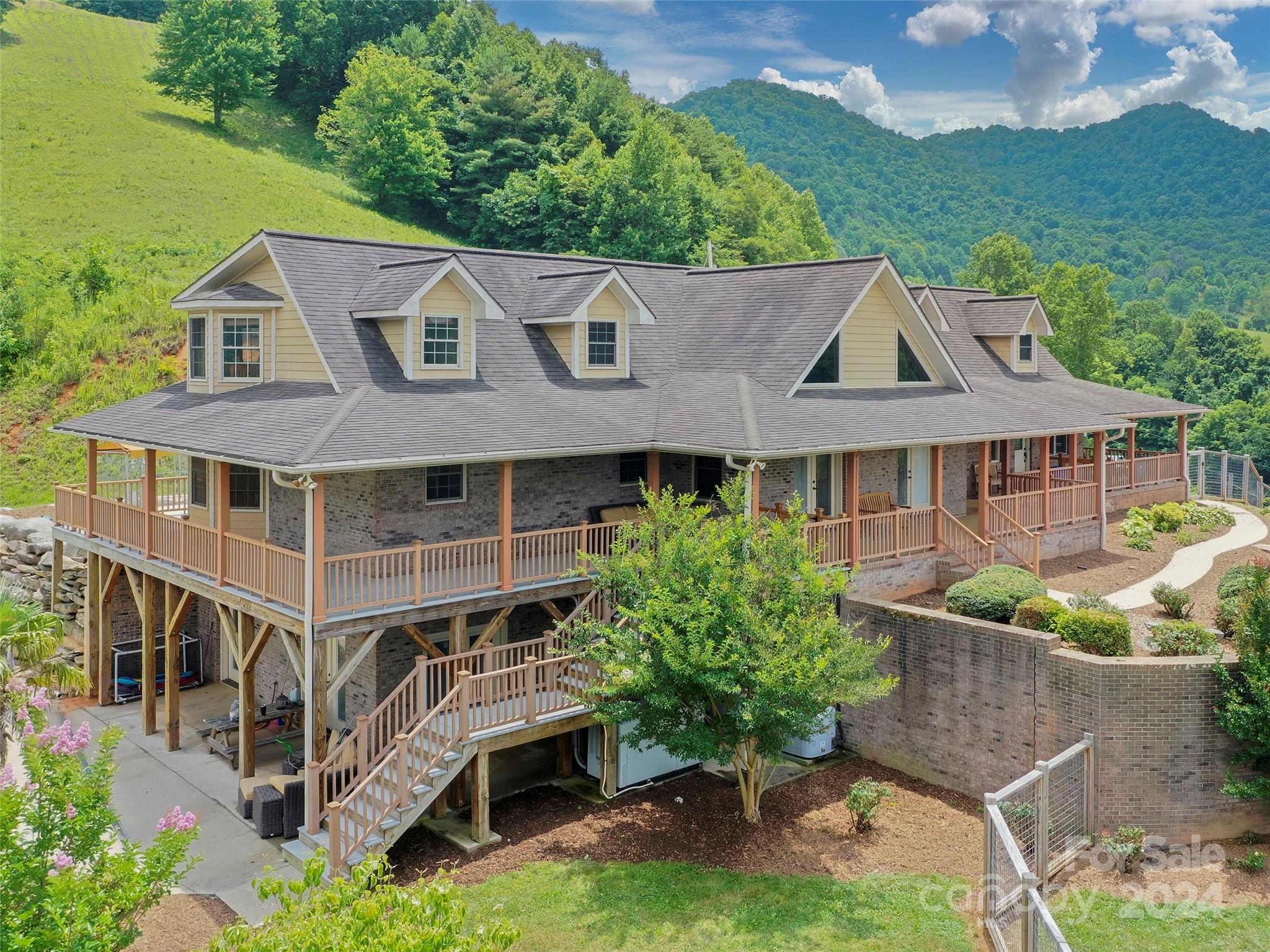317 Camp Branch Road — Clyde