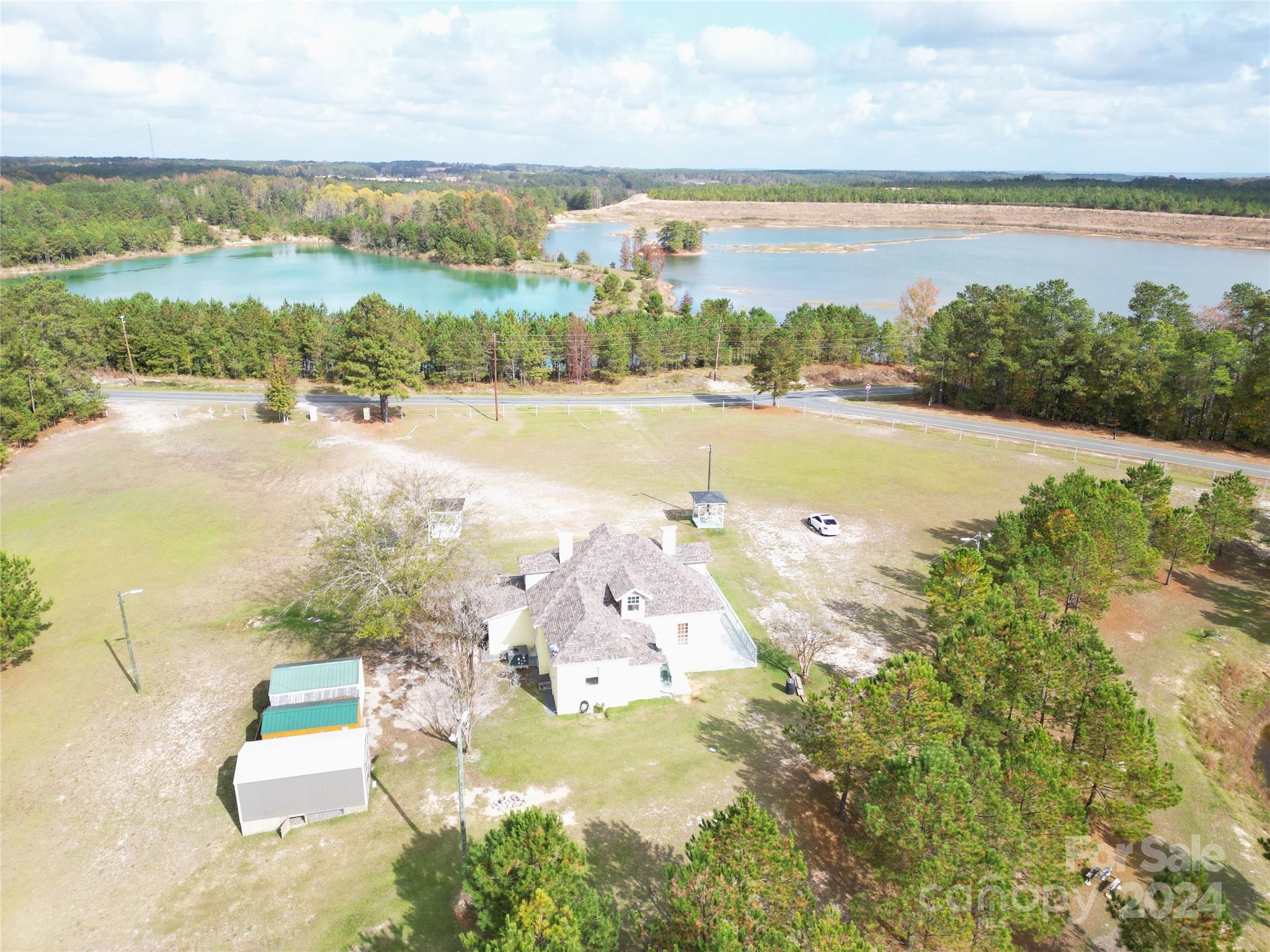 2034 Haileys Ferry Road — Lilesville