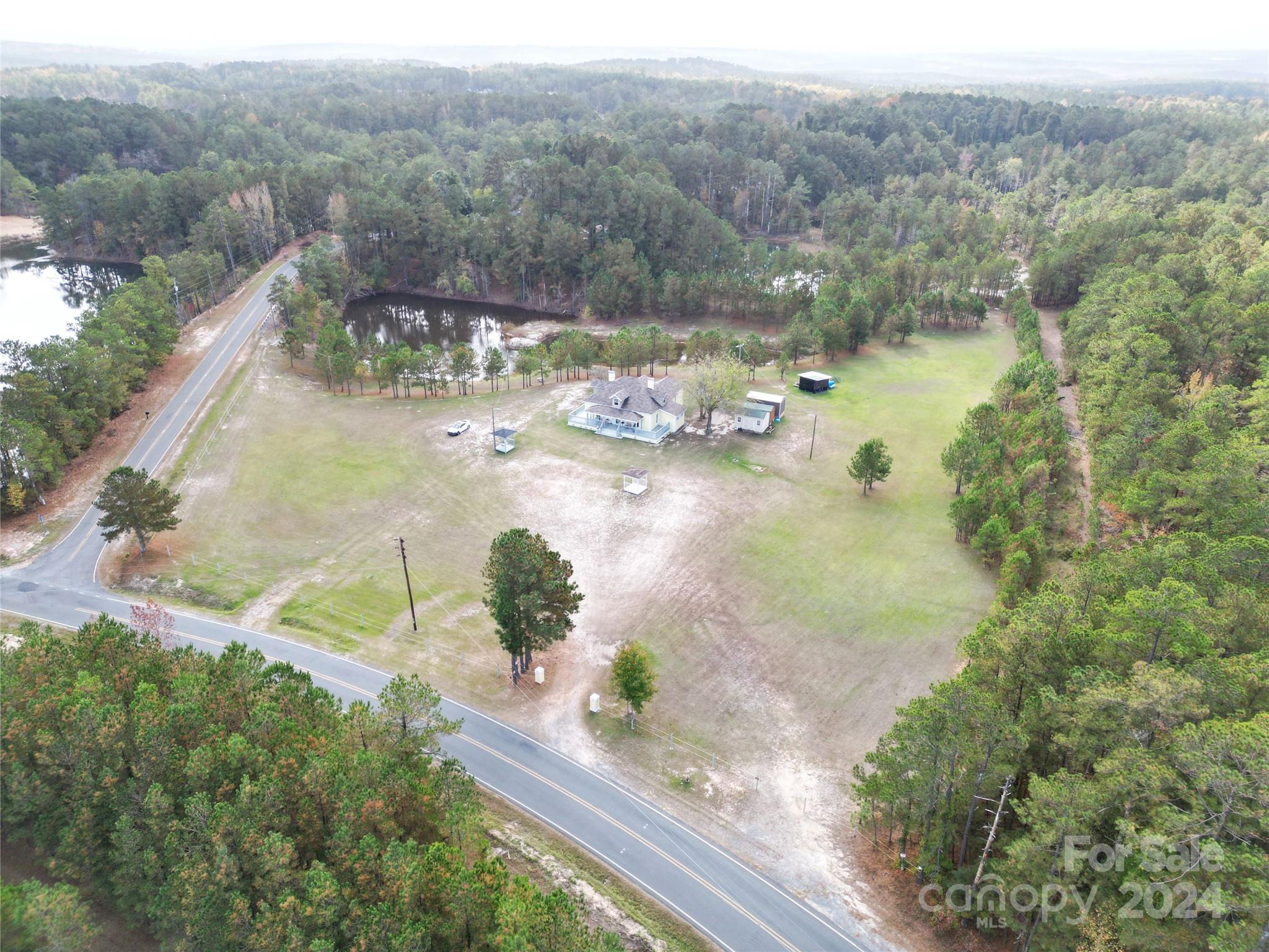 2034 Haileys Ferry Road — Lilesville