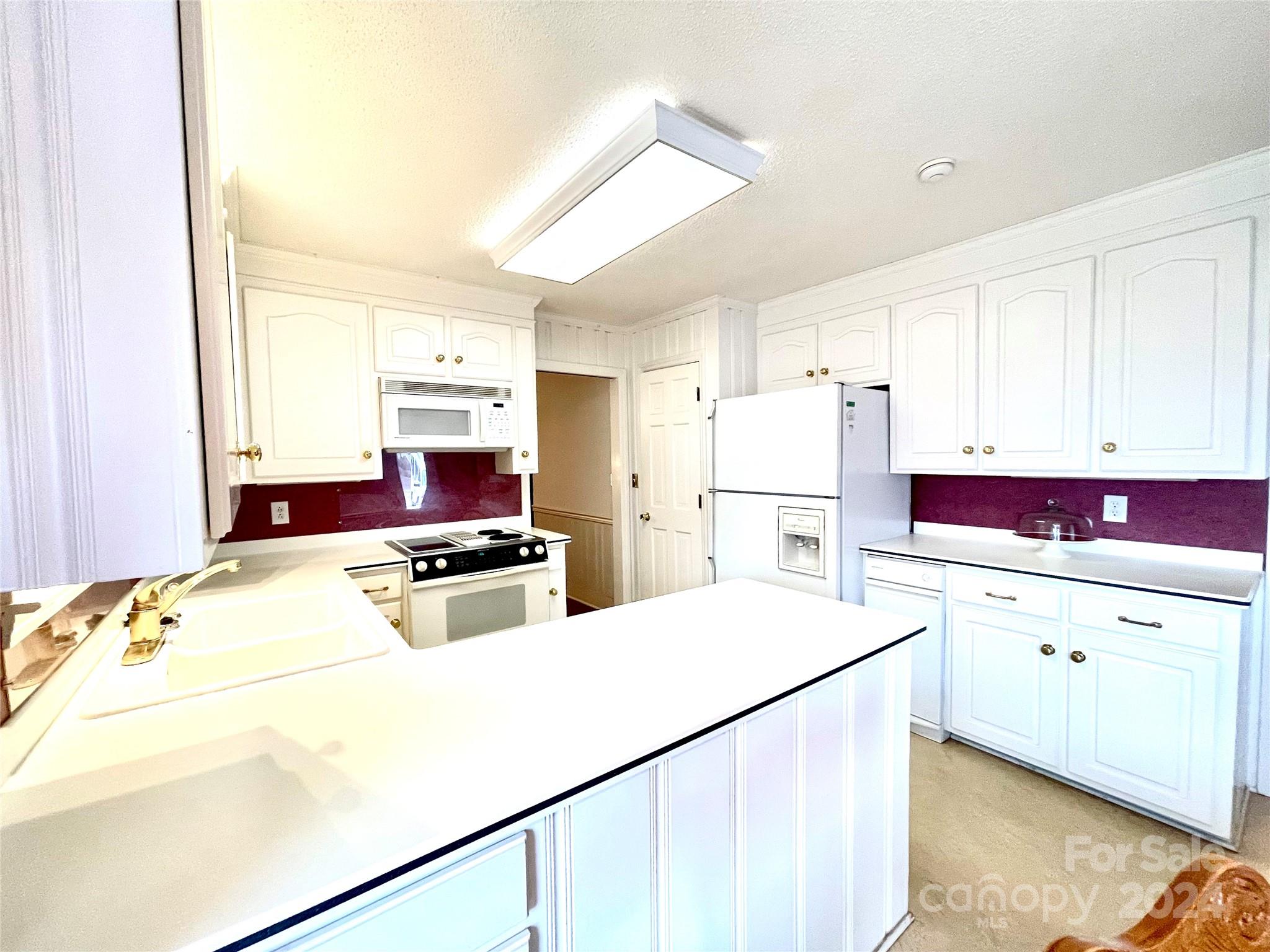 5486 Kershaw Camden Highway — Heath Springs