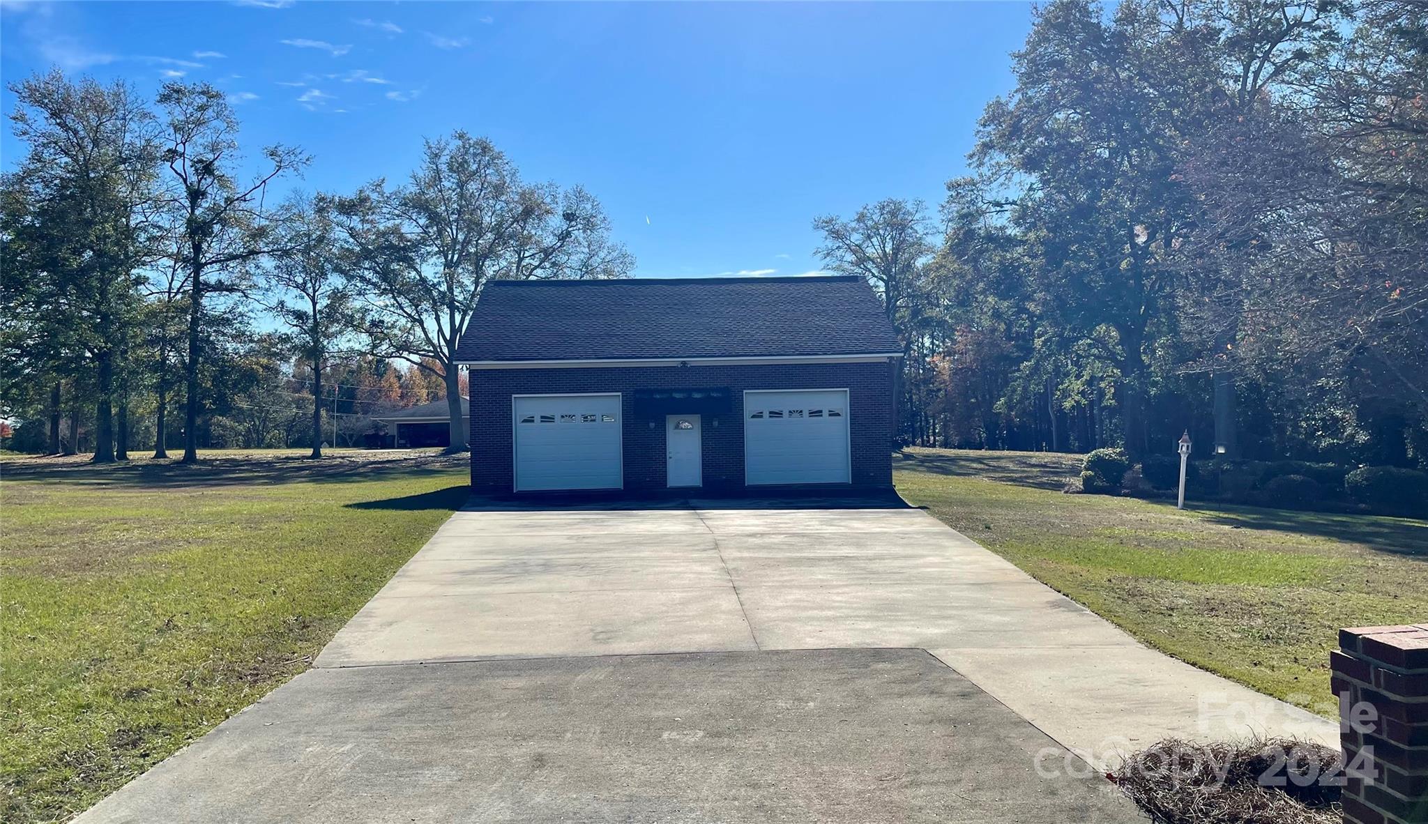 5486 Kershaw Camden Highway — Heath Springs