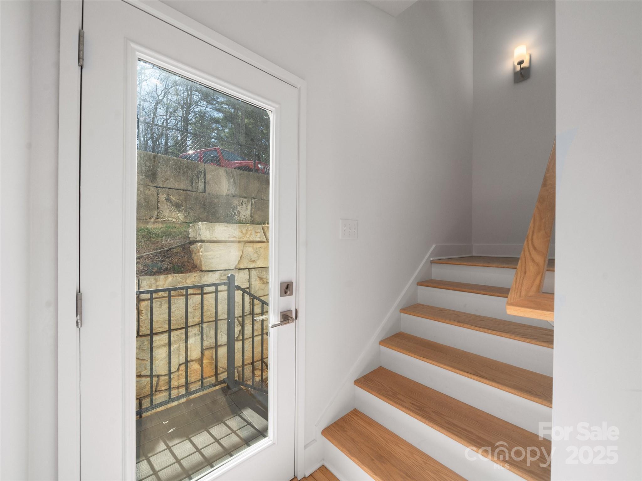 43 Skyvue Court #F — Saluda