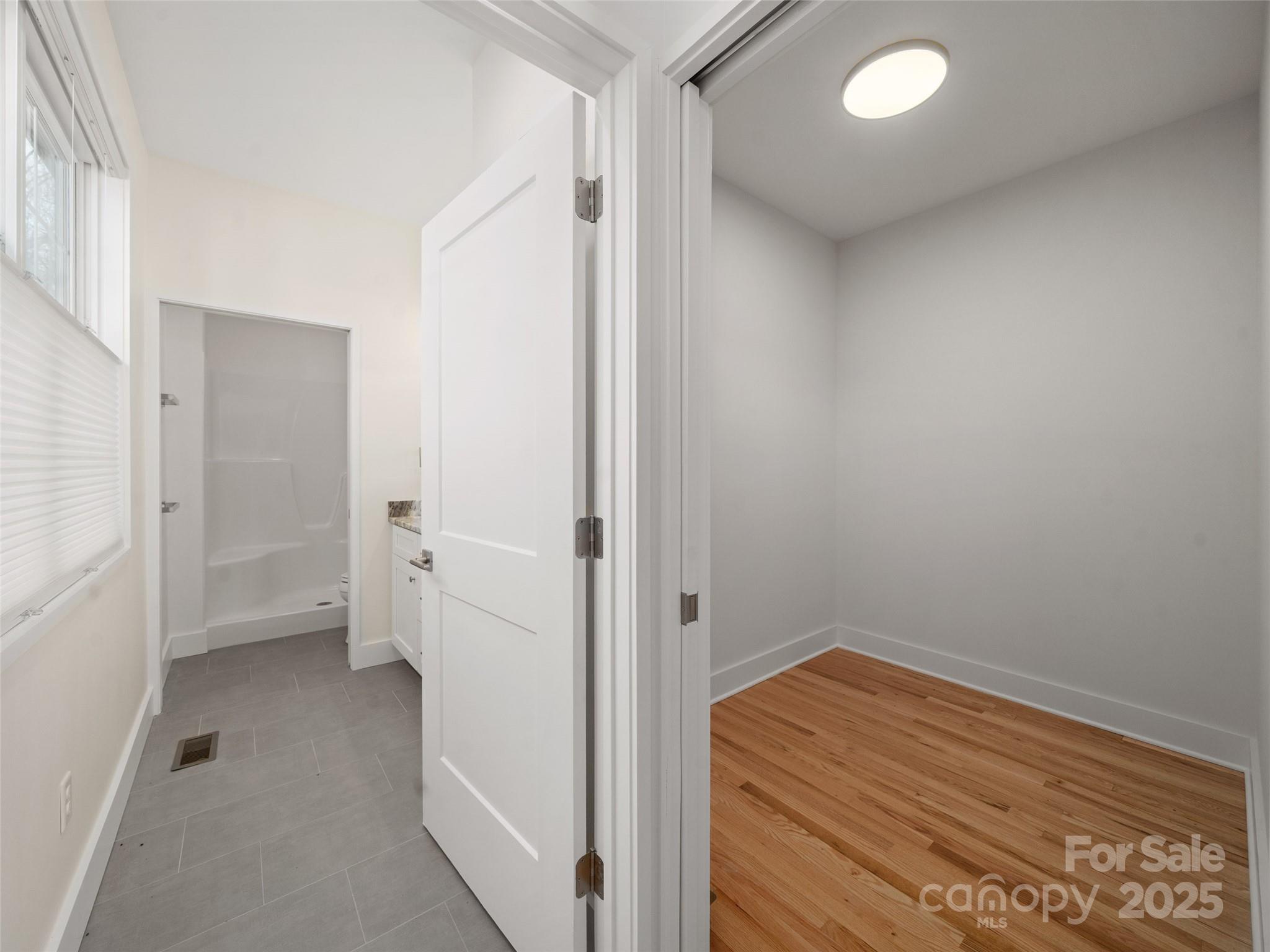 43 Skyvue Court #F — Saluda