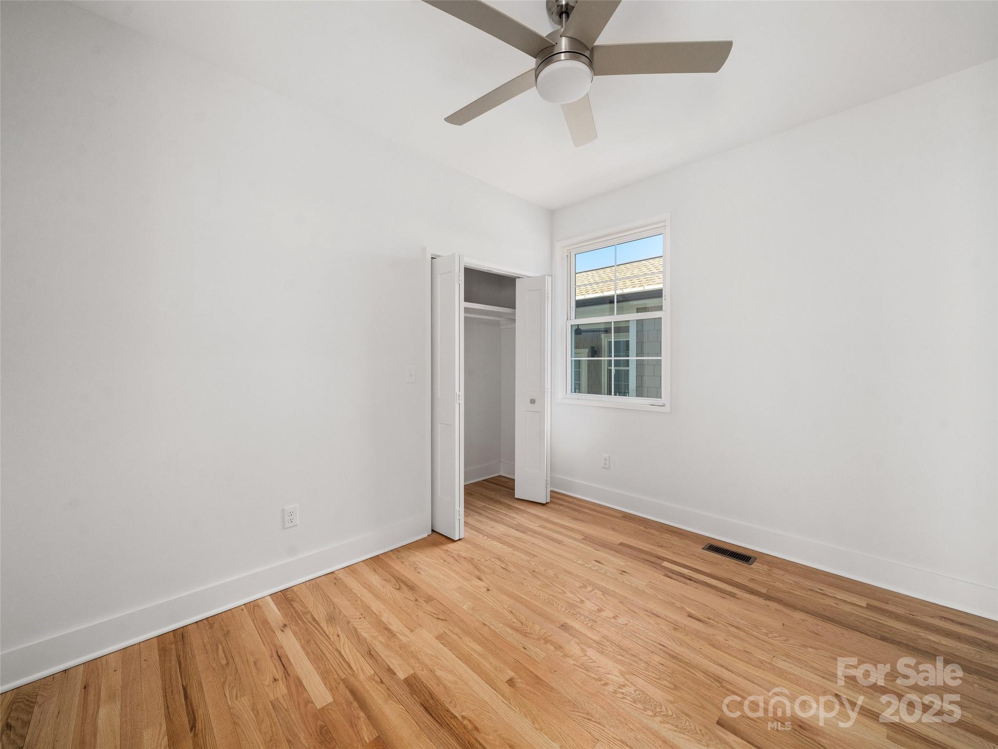 43 Skyvue Court #F — Saluda