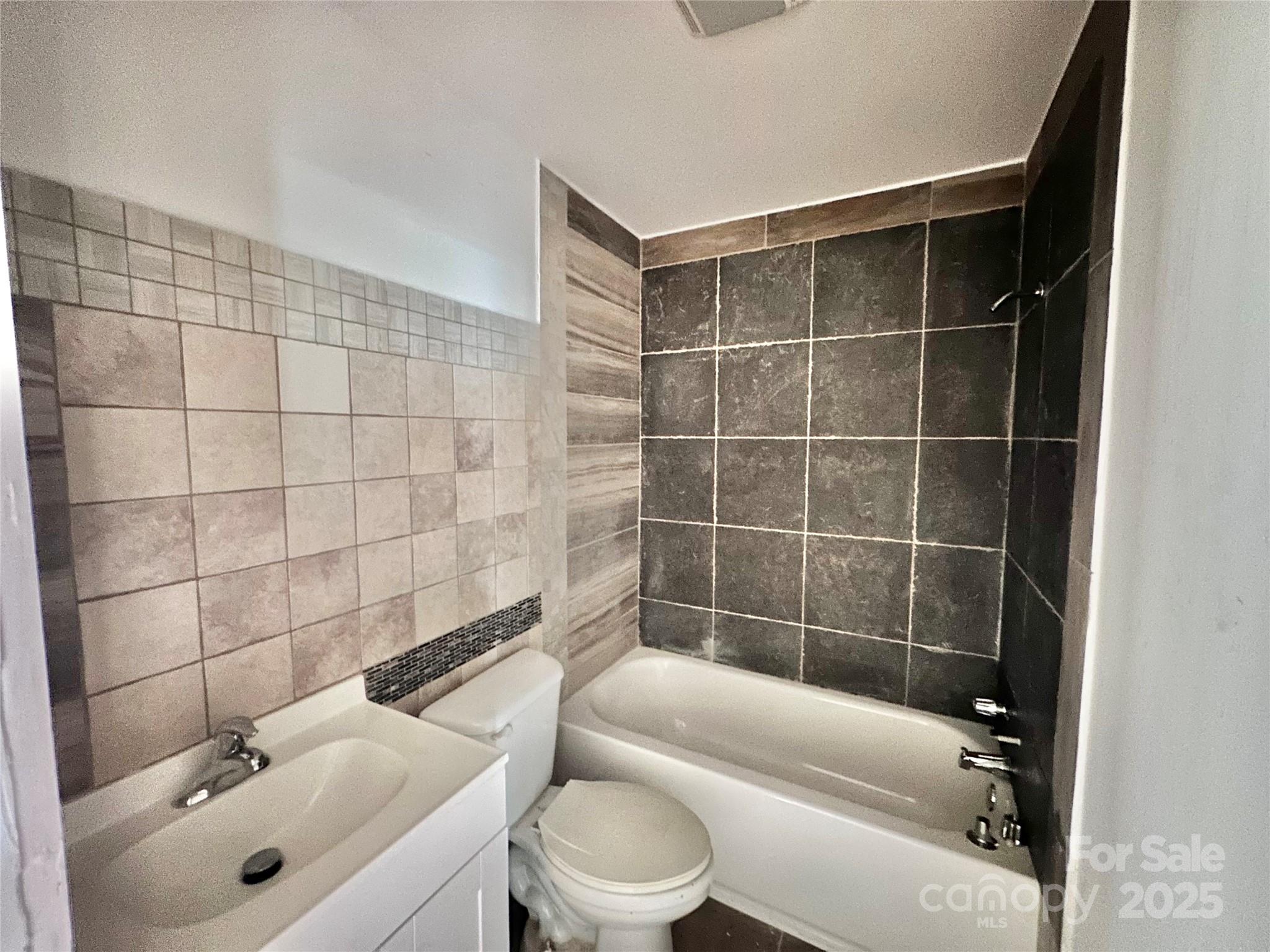 722 Tanglewood Drive — Salisbury