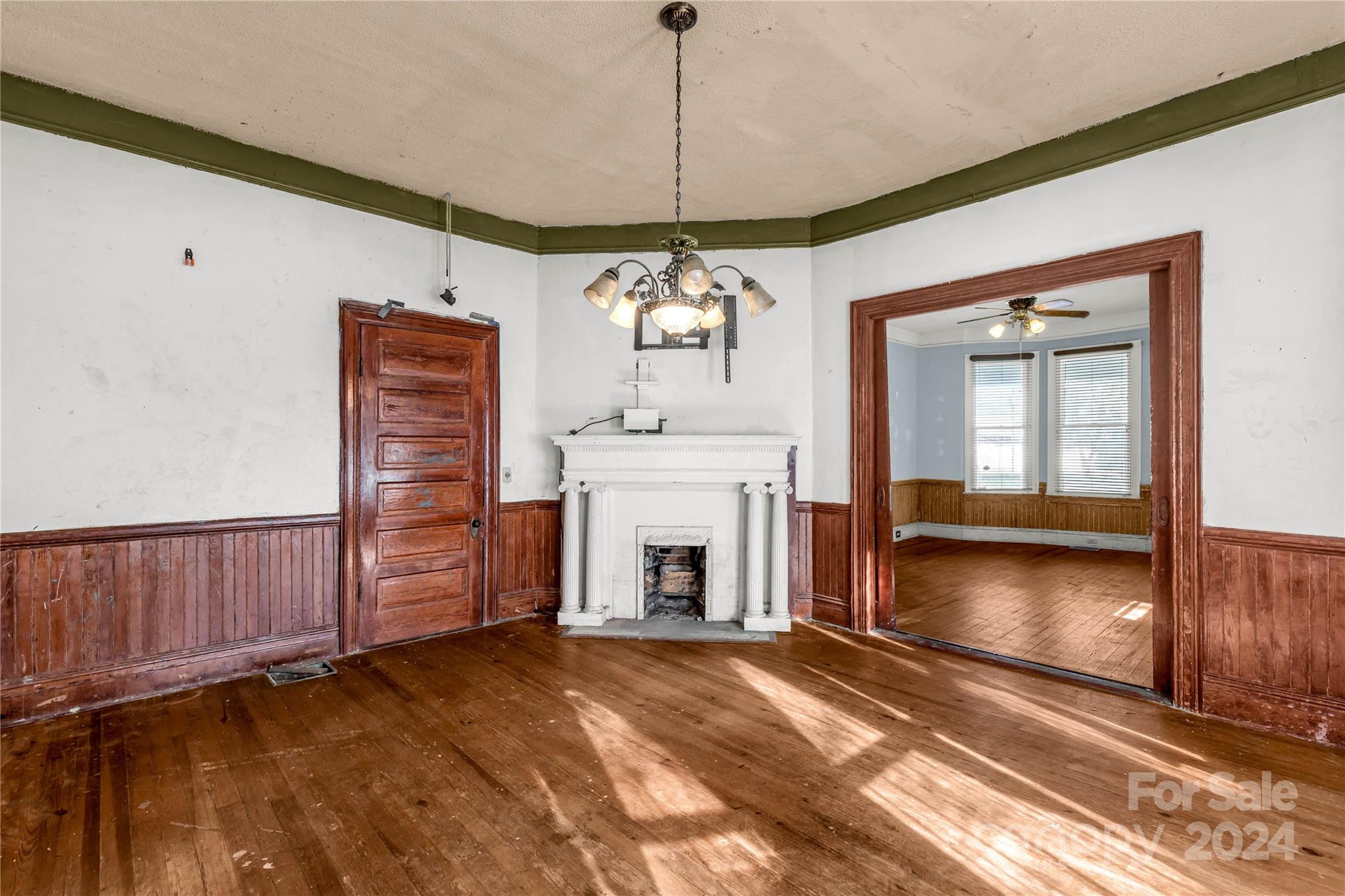 307 Kings Mountain Street — Clover