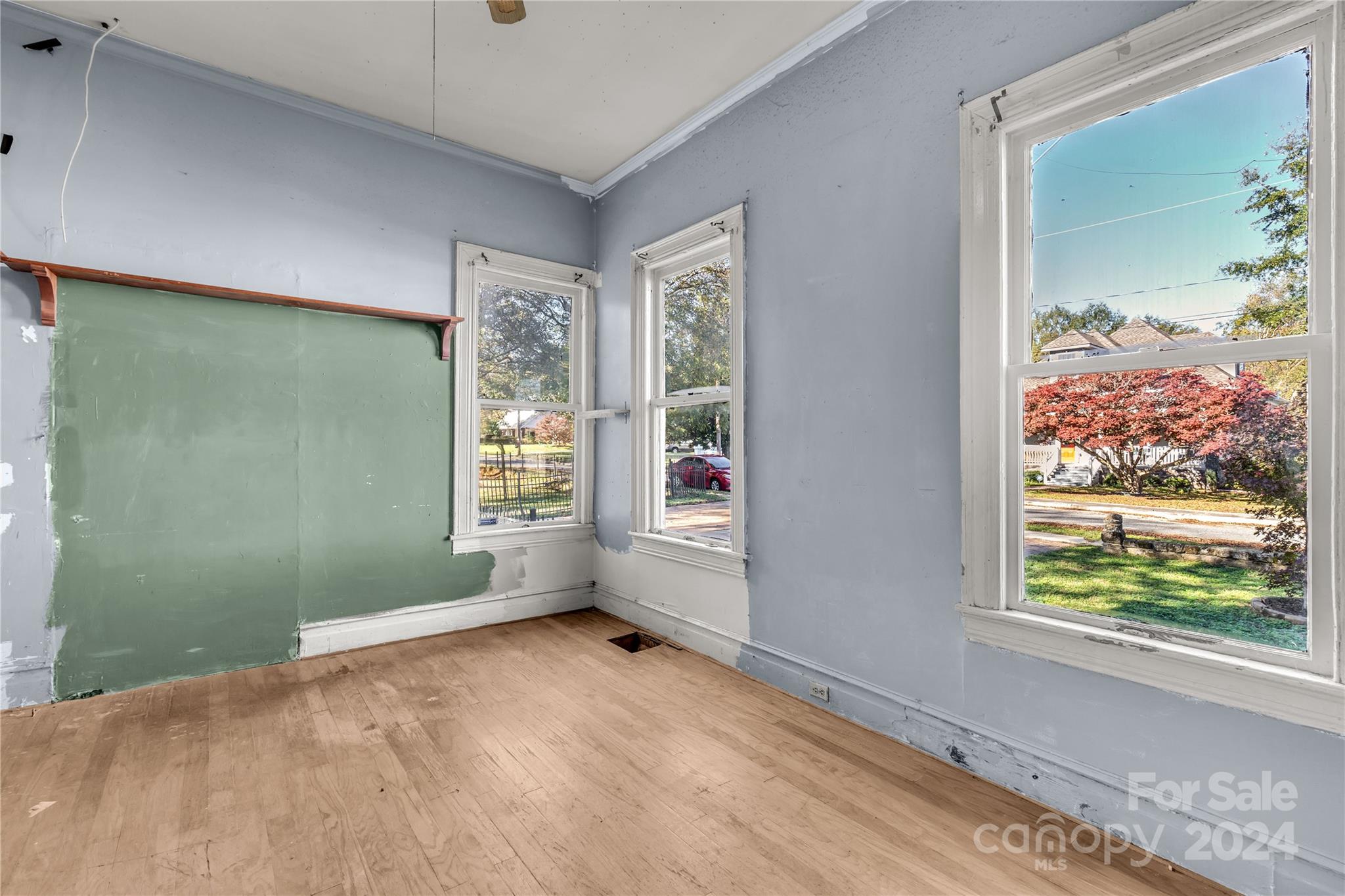 307 Kings Mountain Street — Clover