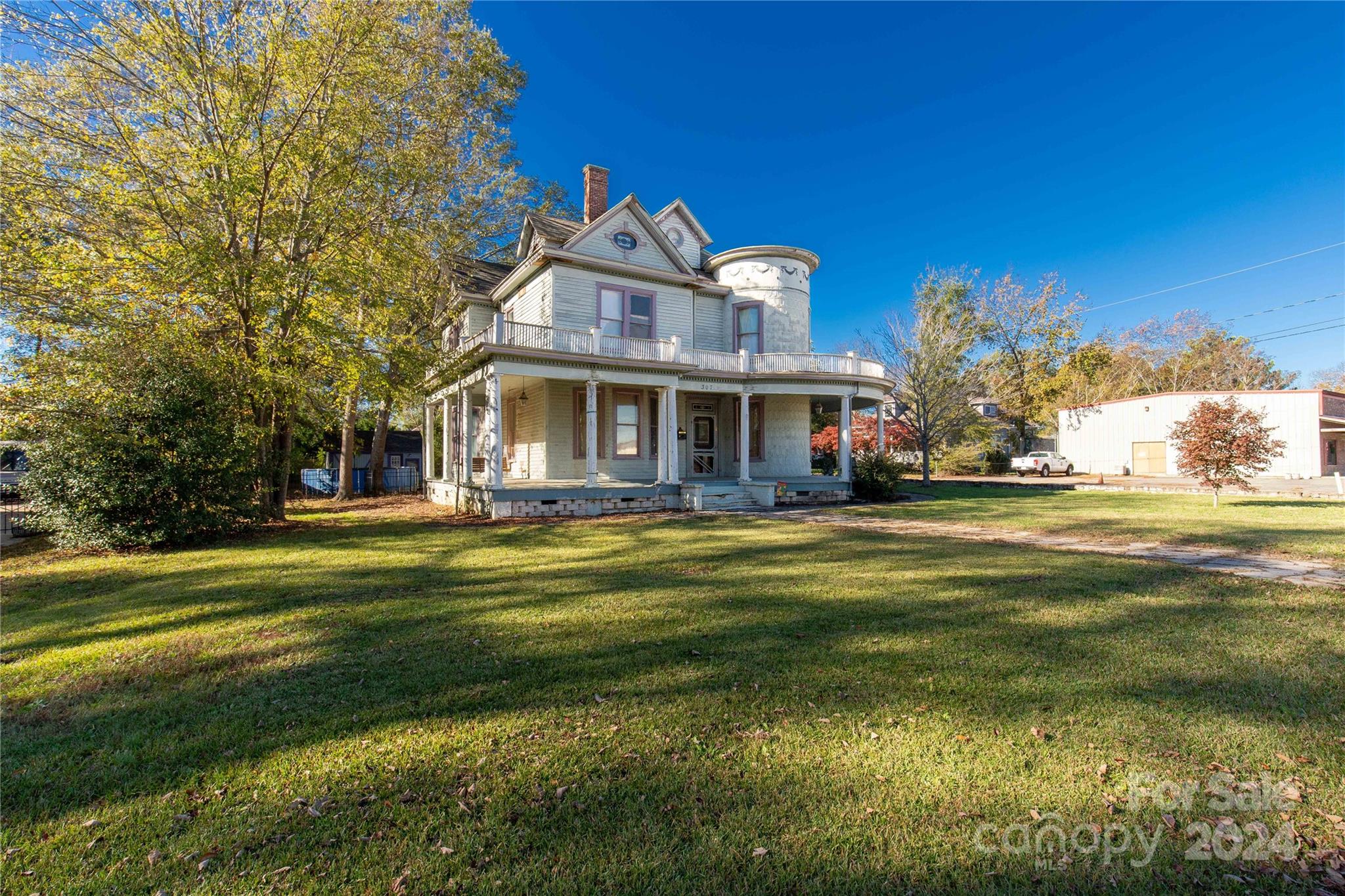 307 Kings Mountain Street — Clover