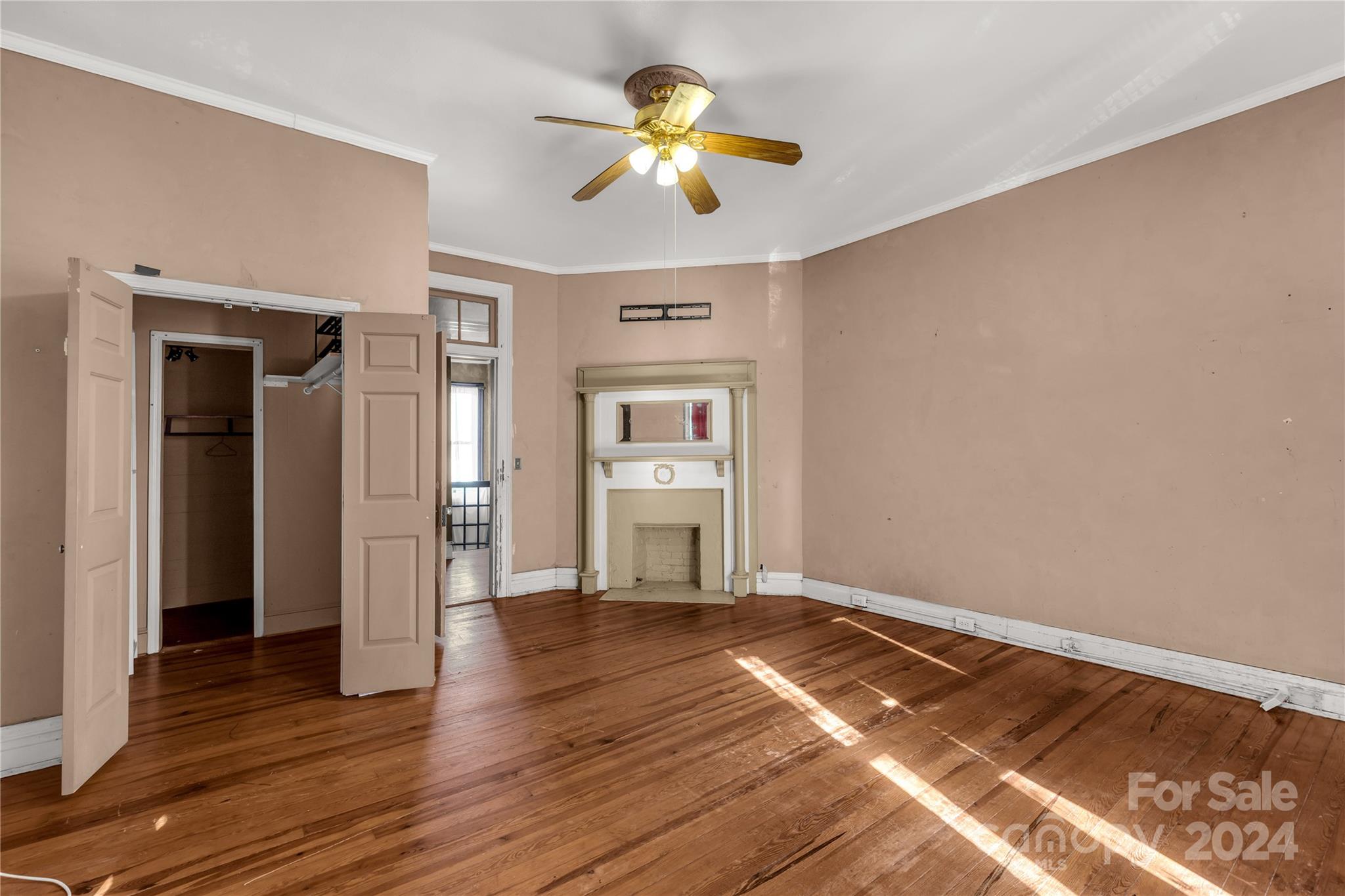 307 Kings Mountain Street — Clover