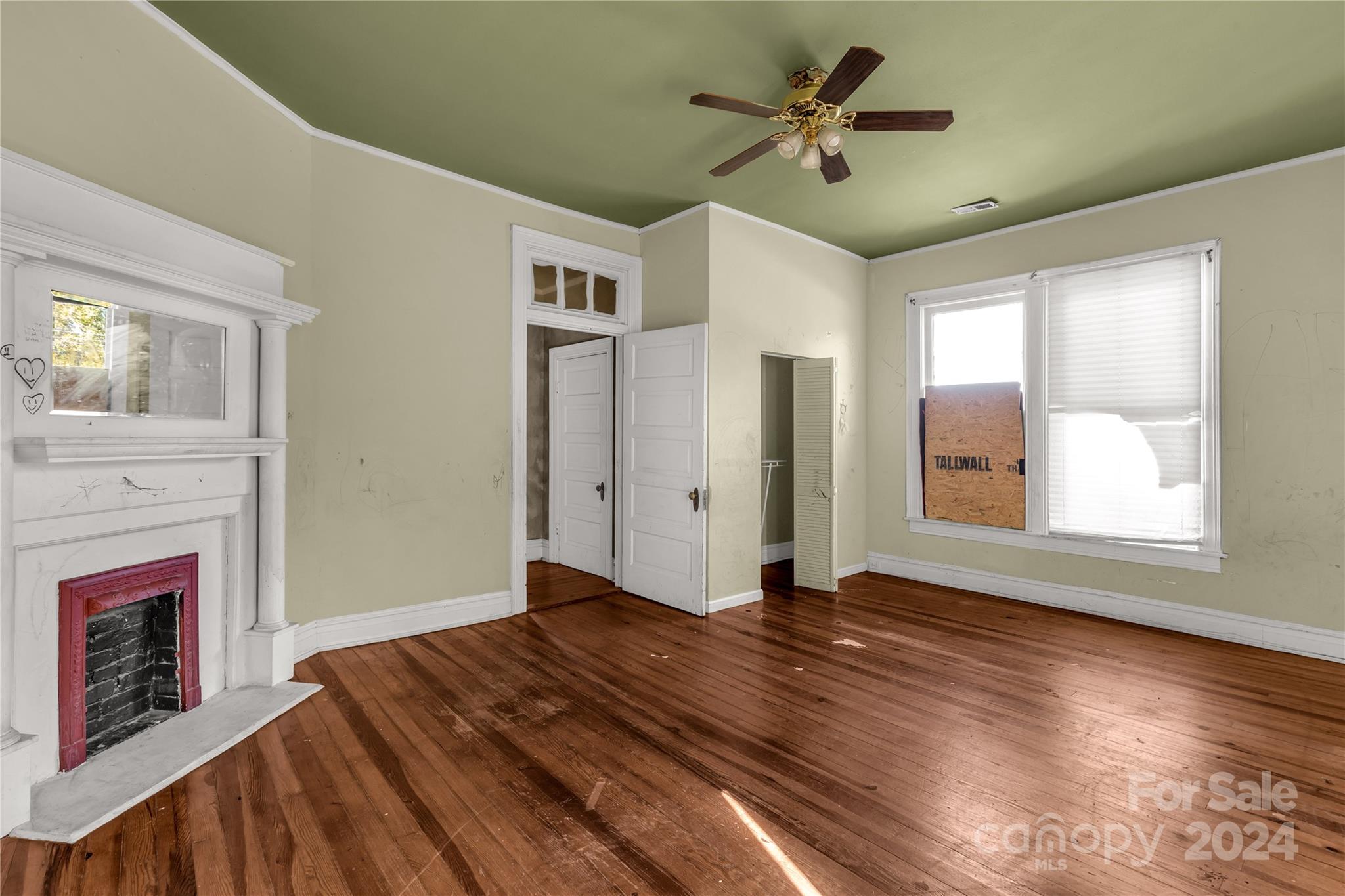 307 Kings Mountain Street — Clover