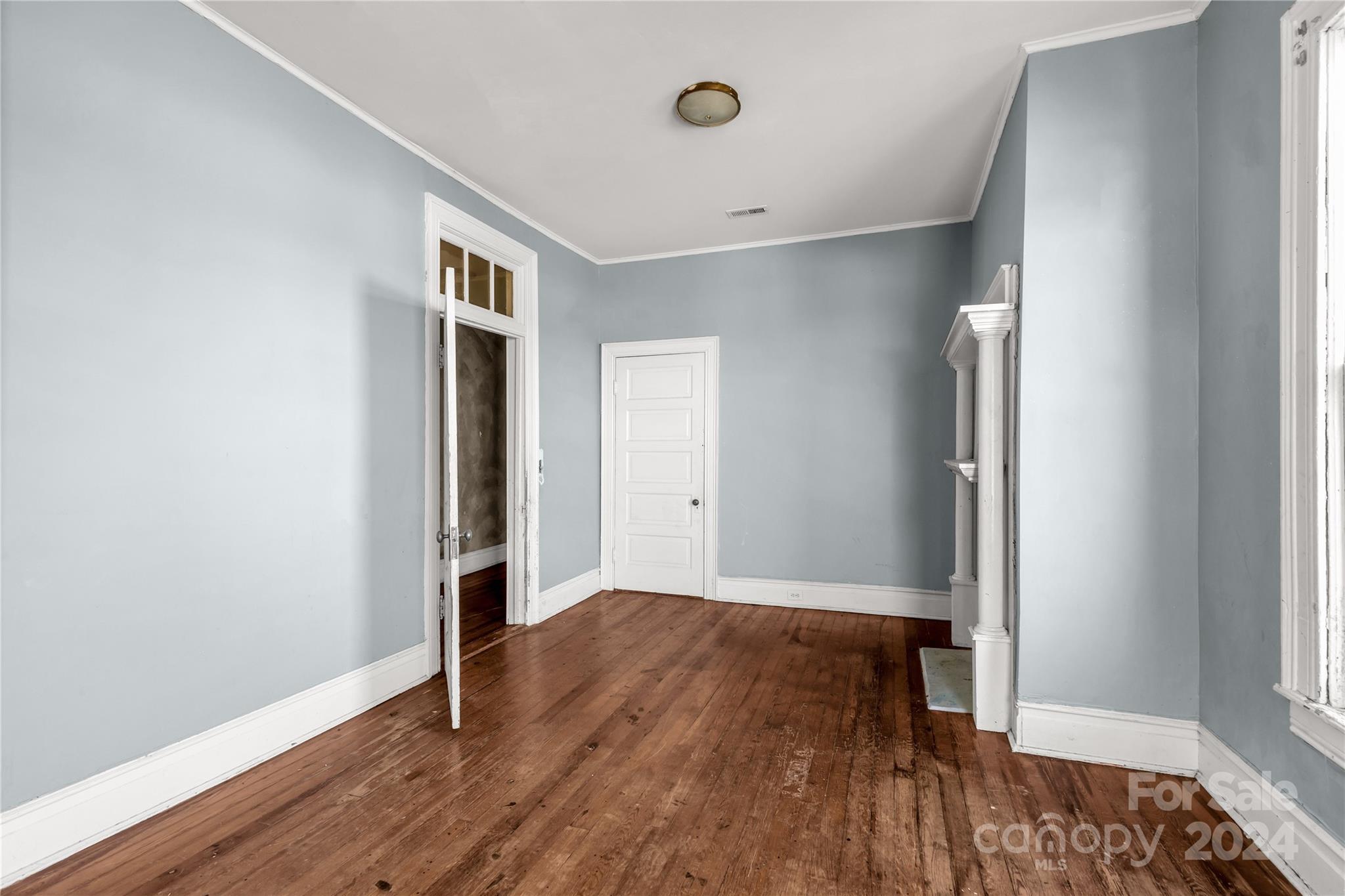 307 Kings Mountain Street — Clover