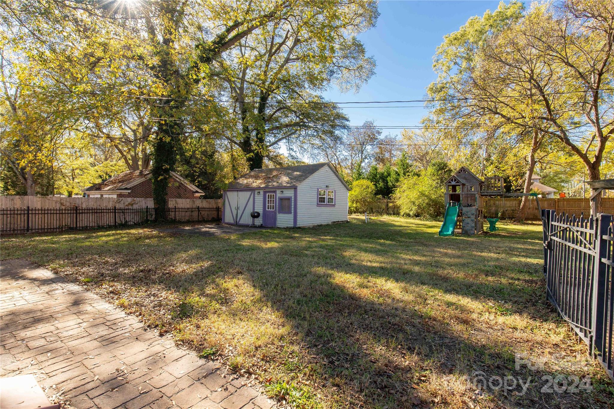 307 Kings Mountain Street — Clover